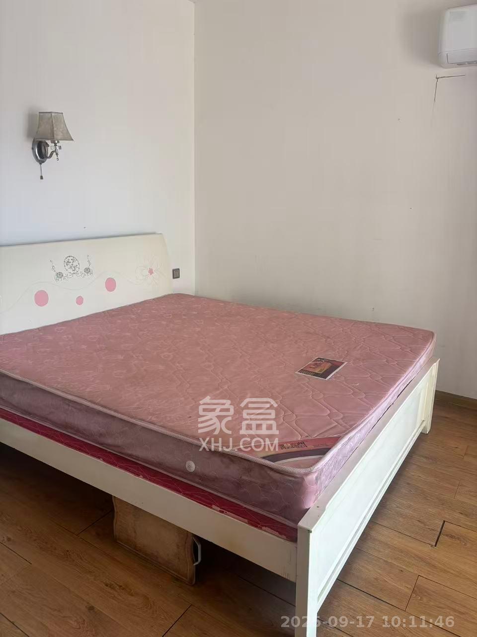 佳天瑞宁花园  3室2厅2卫    2600.0元/月 佳天瑞宁花园  3室2厅2卫    2600.0元/月室内图