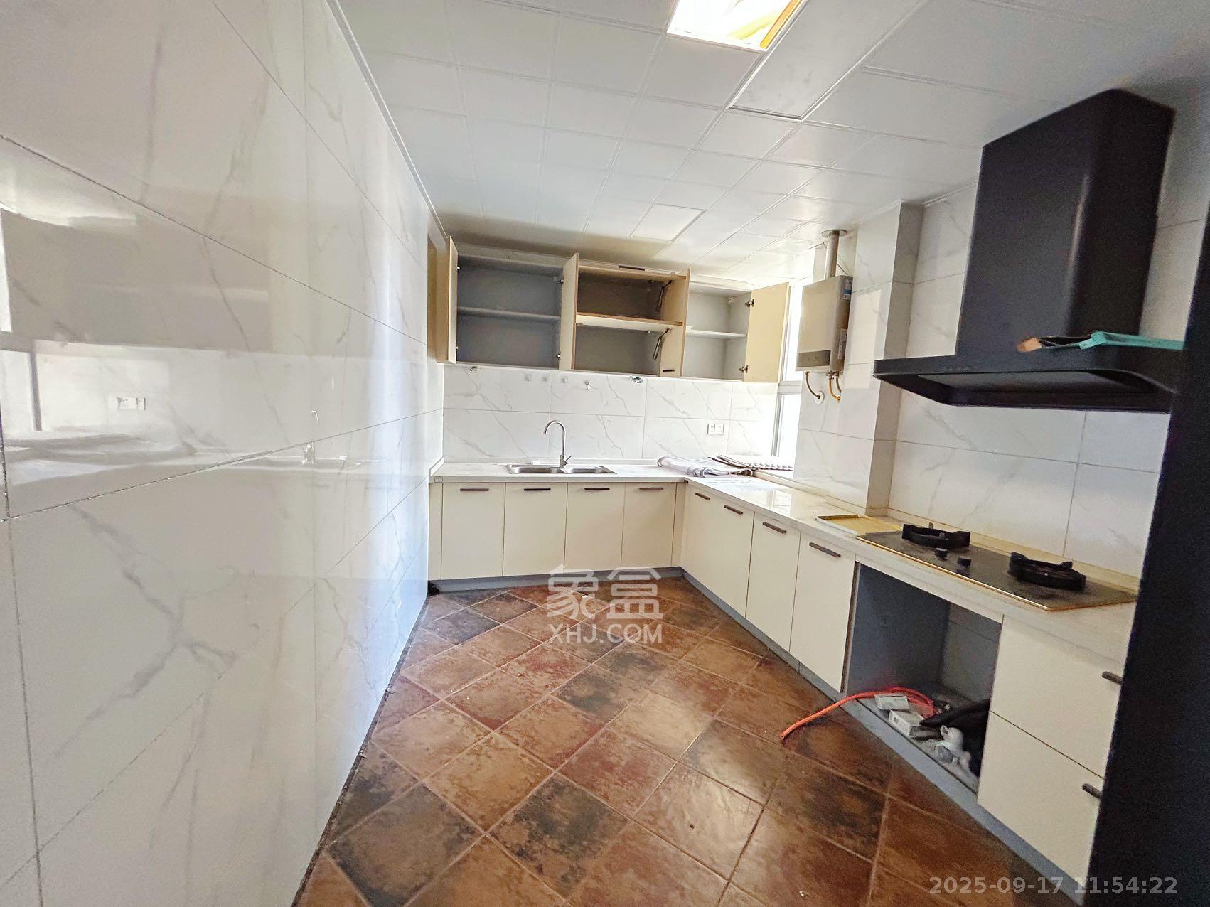 北辰定江洋 5室2厅3卫 23000.0元/月 北辰定江洋 5室2厅3卫 23000.0元/月室内图