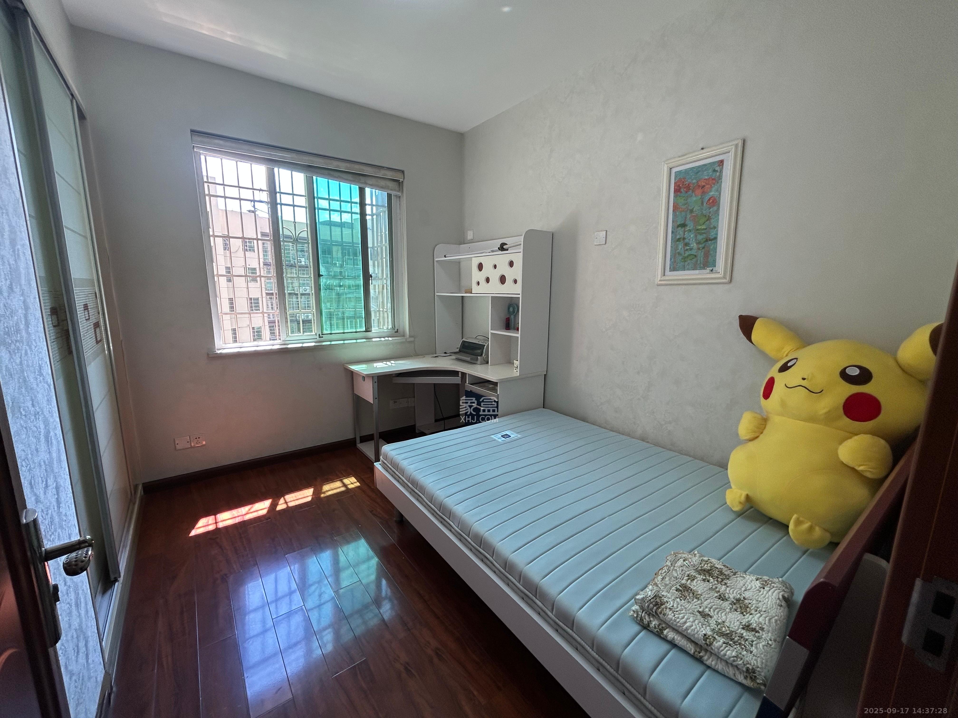 麓谷加州阳光 4室2厅2卫 3600.0元/月 麓谷加州阳光 4室2厅2卫 3600.0元/月室内图