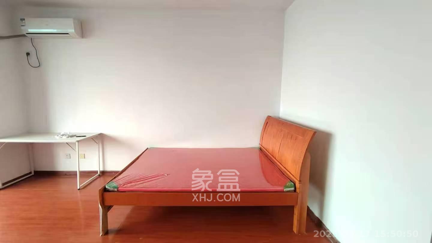 锦湘国际星城三期(锦绣苑) 1室1厅1卫 1500.0元/月 锦湘国际星城三期(锦绣苑) 1室1厅1卫 1500.0元/月室内图