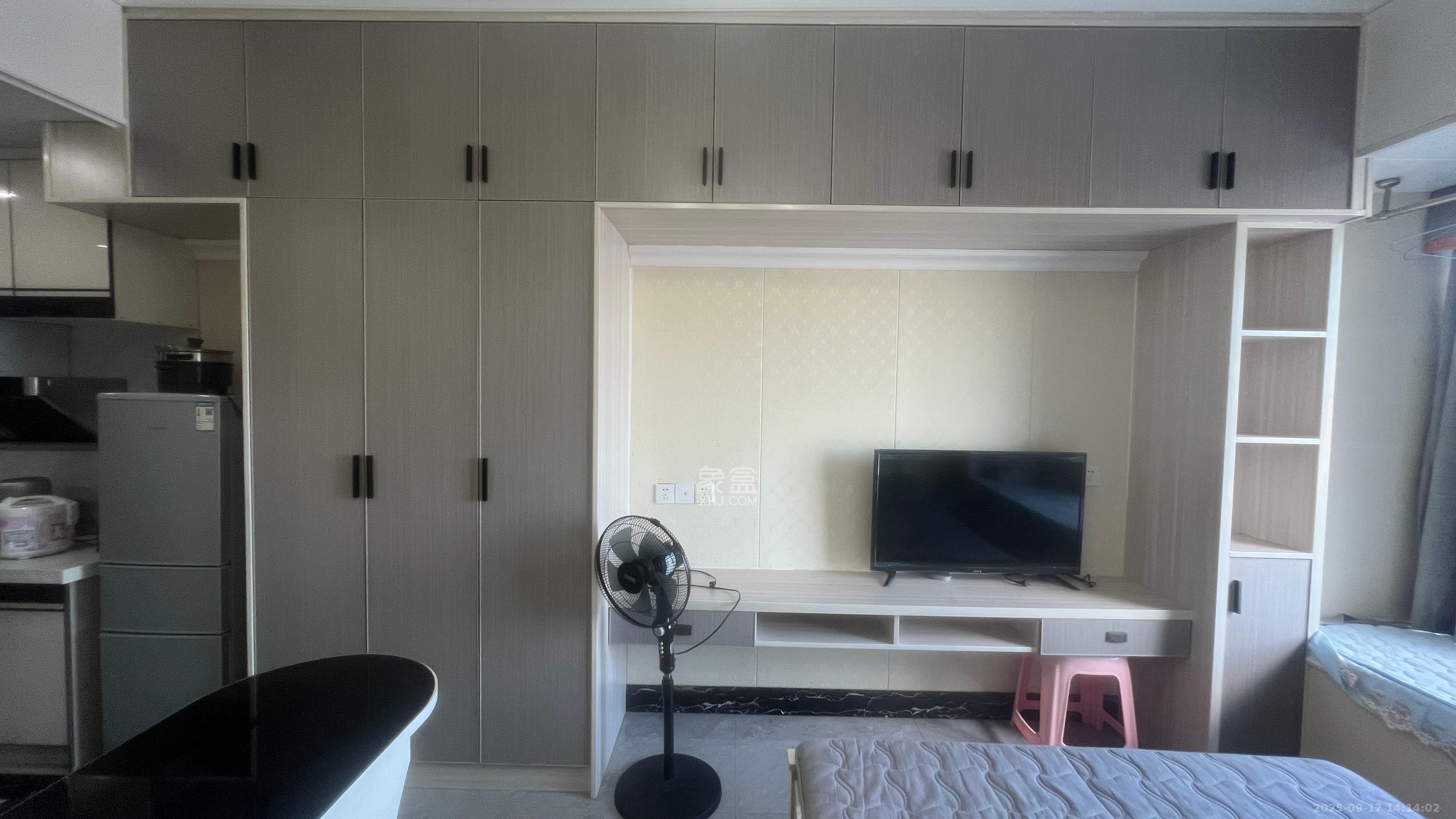 龙湖湘江星座(祺鑫星座公寓) 1室1厅1卫 1500.0元/月 龙湖湘江星座(祺鑫星座公寓) 1室1厅1卫 1500.0元/月室内图