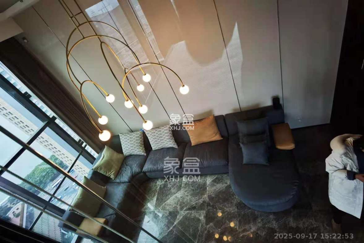 华远云玺公寓 1室1厅1卫 9000.0元/月 华远云玺公寓 1室1厅1卫 9000.0元/月室内图