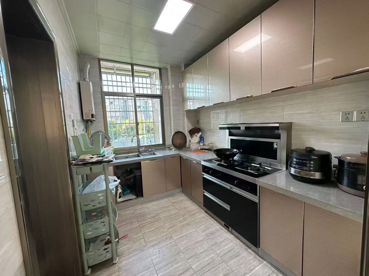 娄底市民政局 3室2厅2卫 65.8万 娄底市民政局 3室2厅2卫 65.8万客厅