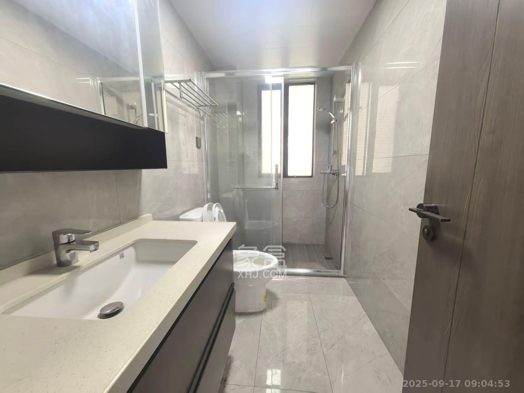 裕和府（乐万邦康桥悦城）  3室2厅2卫    2500.0元/月室内图