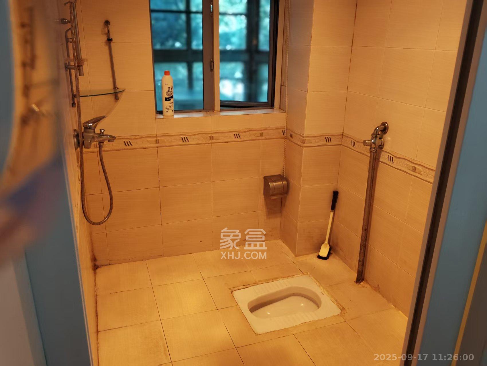 书香名邸 3室2厅2卫 3000.0元/月 书香名邸 3室2厅2卫 3000.0元/月室内图