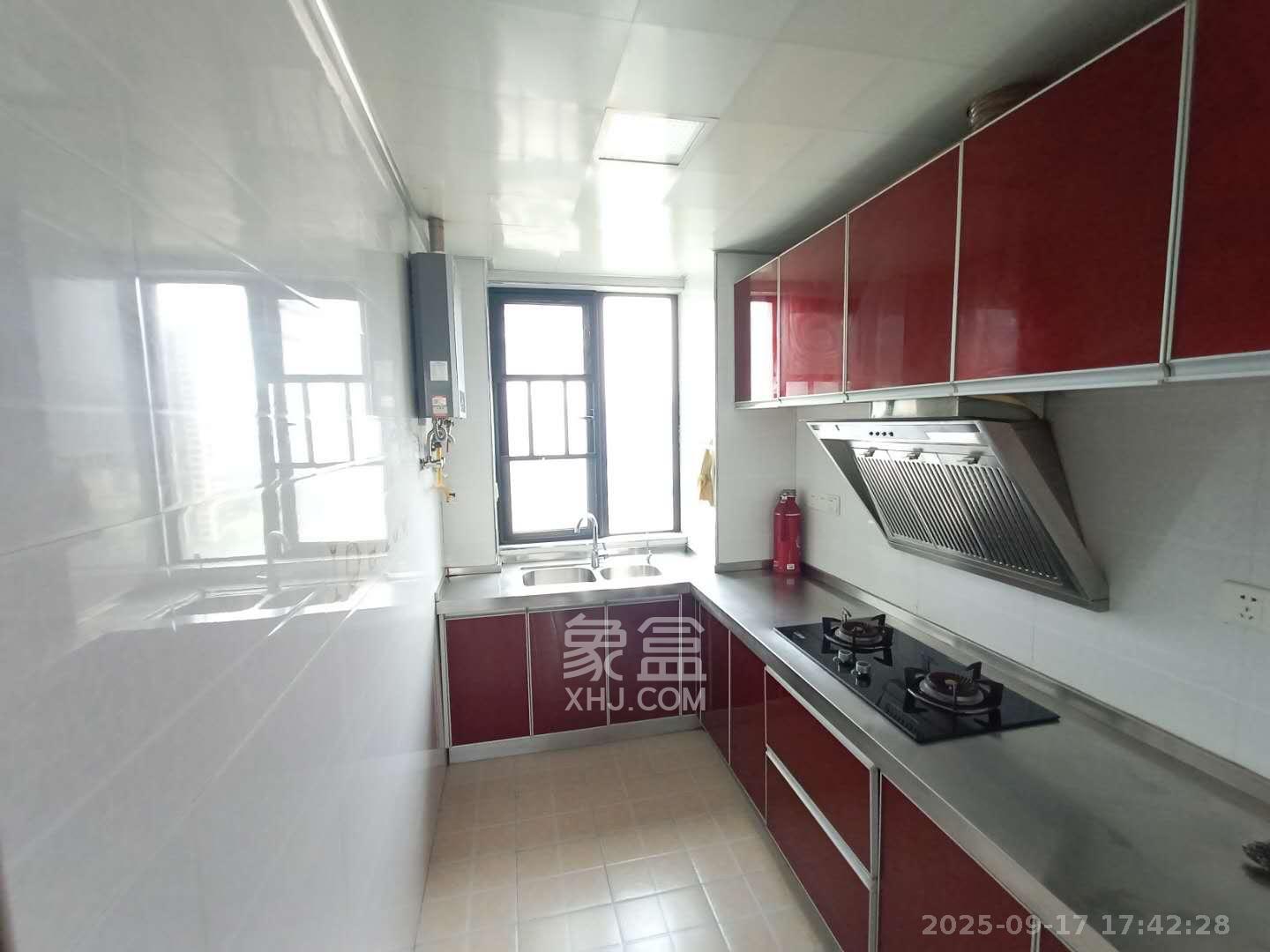 南枫时光  4室2厅2卫    3200.0元/月室内图