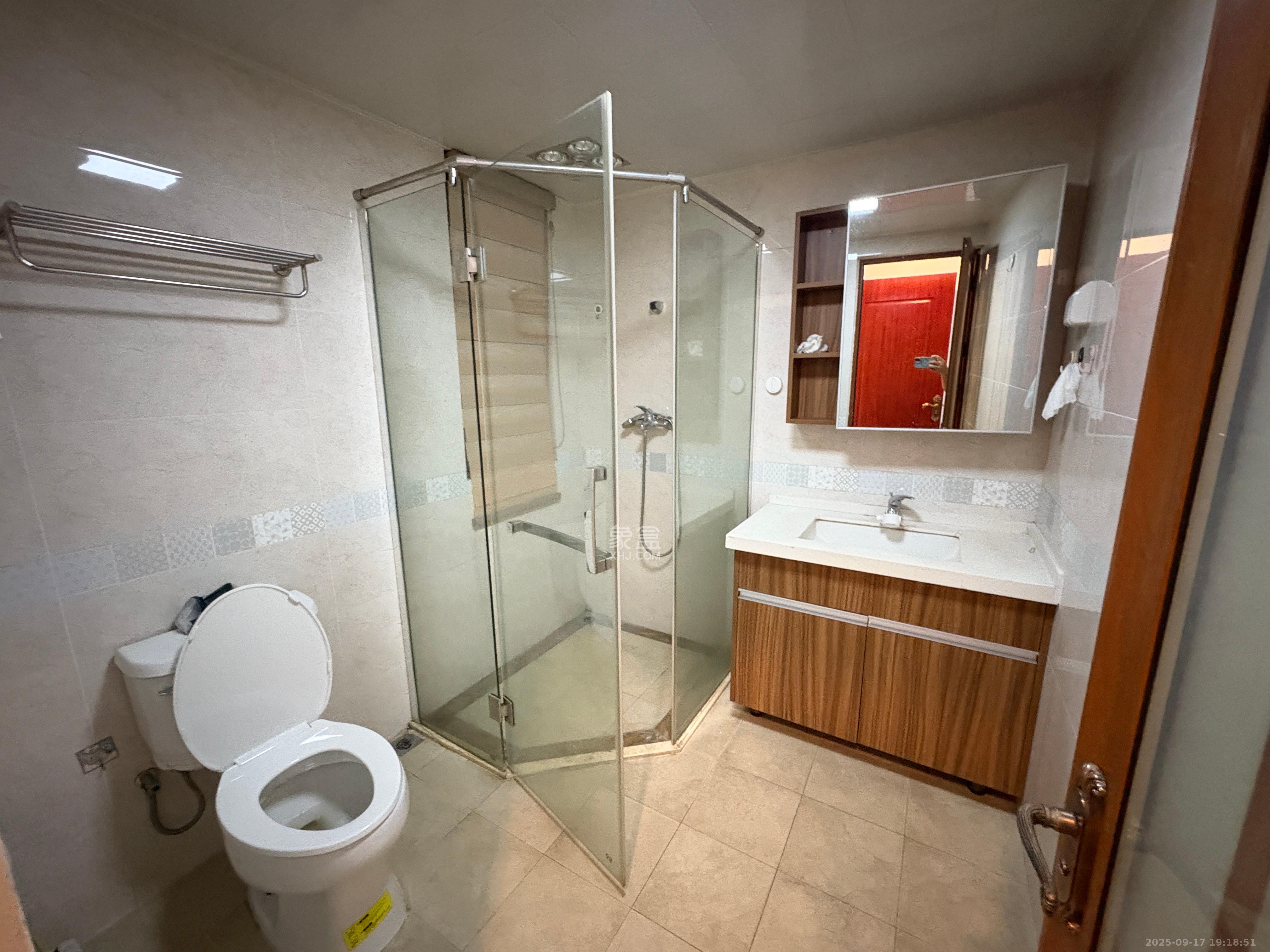 江山帝景哈佛 1室0厅0卫 2600.0元/月 江山帝景哈佛 1室0厅0卫 2600.0元/月室内图