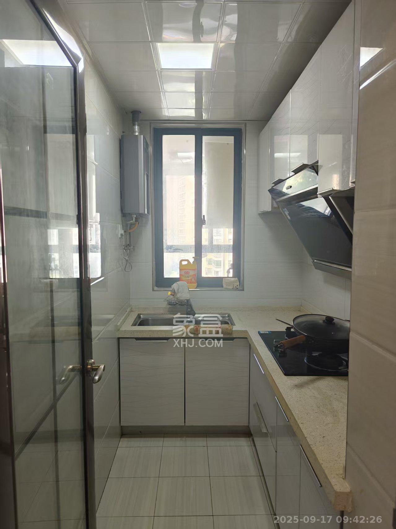 北辰三角洲E3区  1室1厅1卫    2200.0元/月室内图