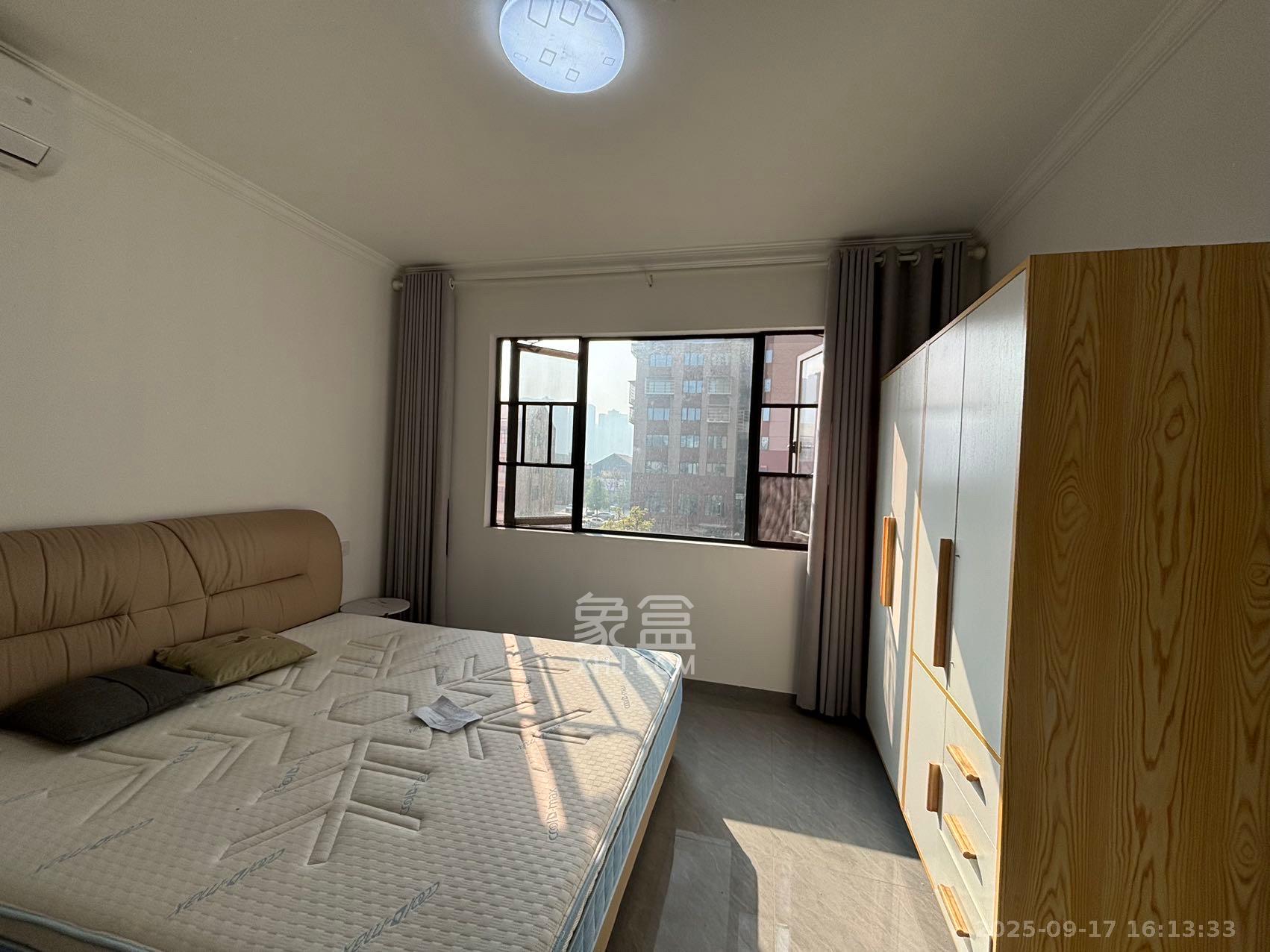 金塘家园  3室1厅2卫    2800.0元/月室内图