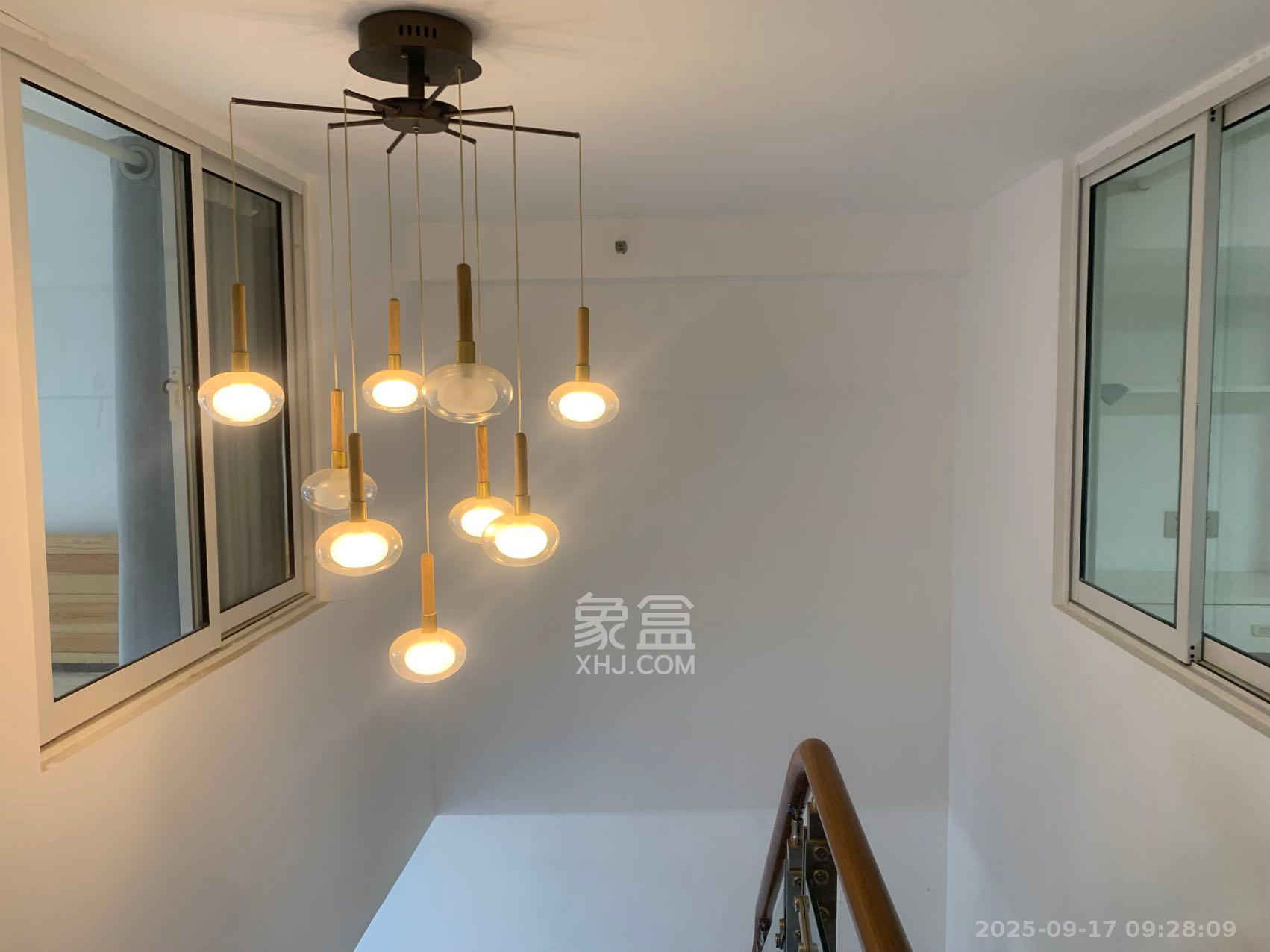 荣盛花语书苑  2室1厅1卫    2400.0元/月室内图