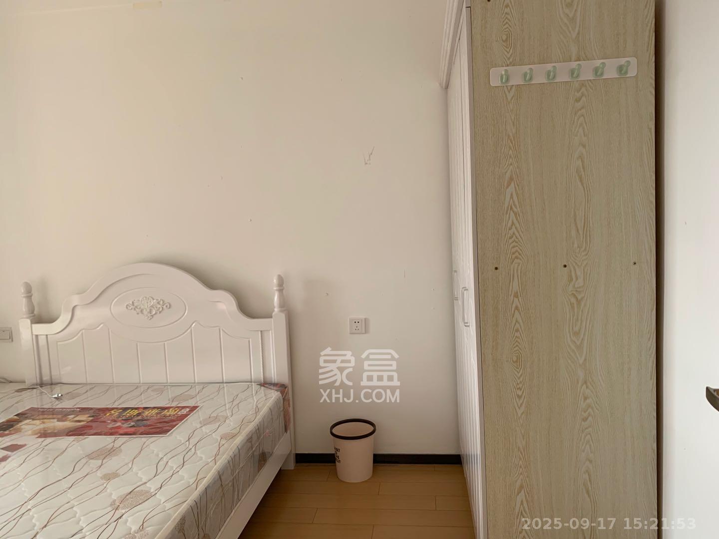 中海新城熙岸（中信新城五期）  1室1厅1卫    1300.0元/月室内图