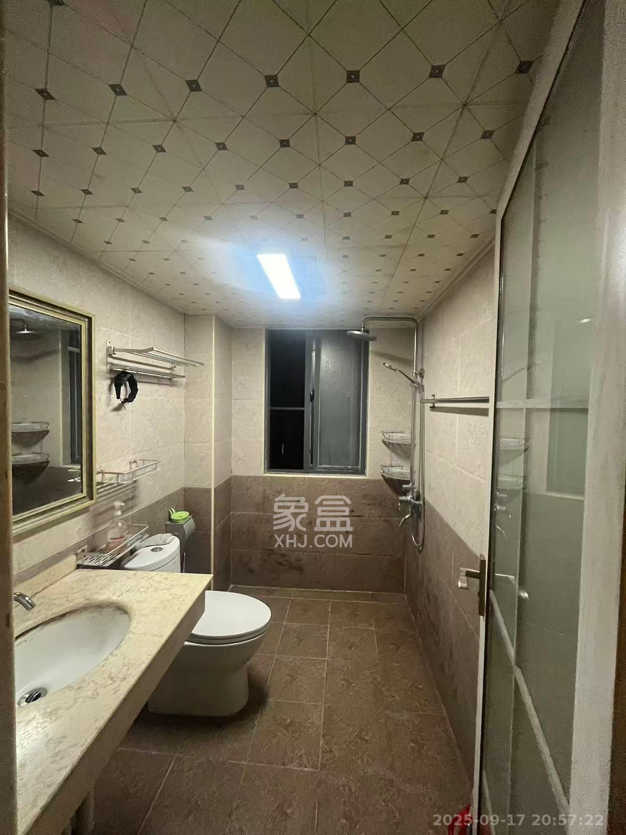 鑫远湘府华城 3室2厅1卫 2500.0元/月 鑫远湘府华城 3室2厅1卫 2500.0元/月室内图