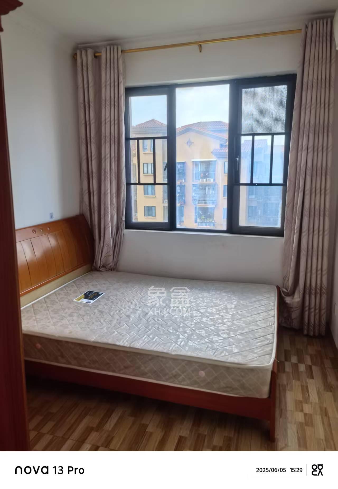 中信凯旋城(中信新城四期) 3室2厅1卫 1800.0元/月 中信凯旋城(中信新城四期) 3室2厅1卫 1800.0元/月室内图