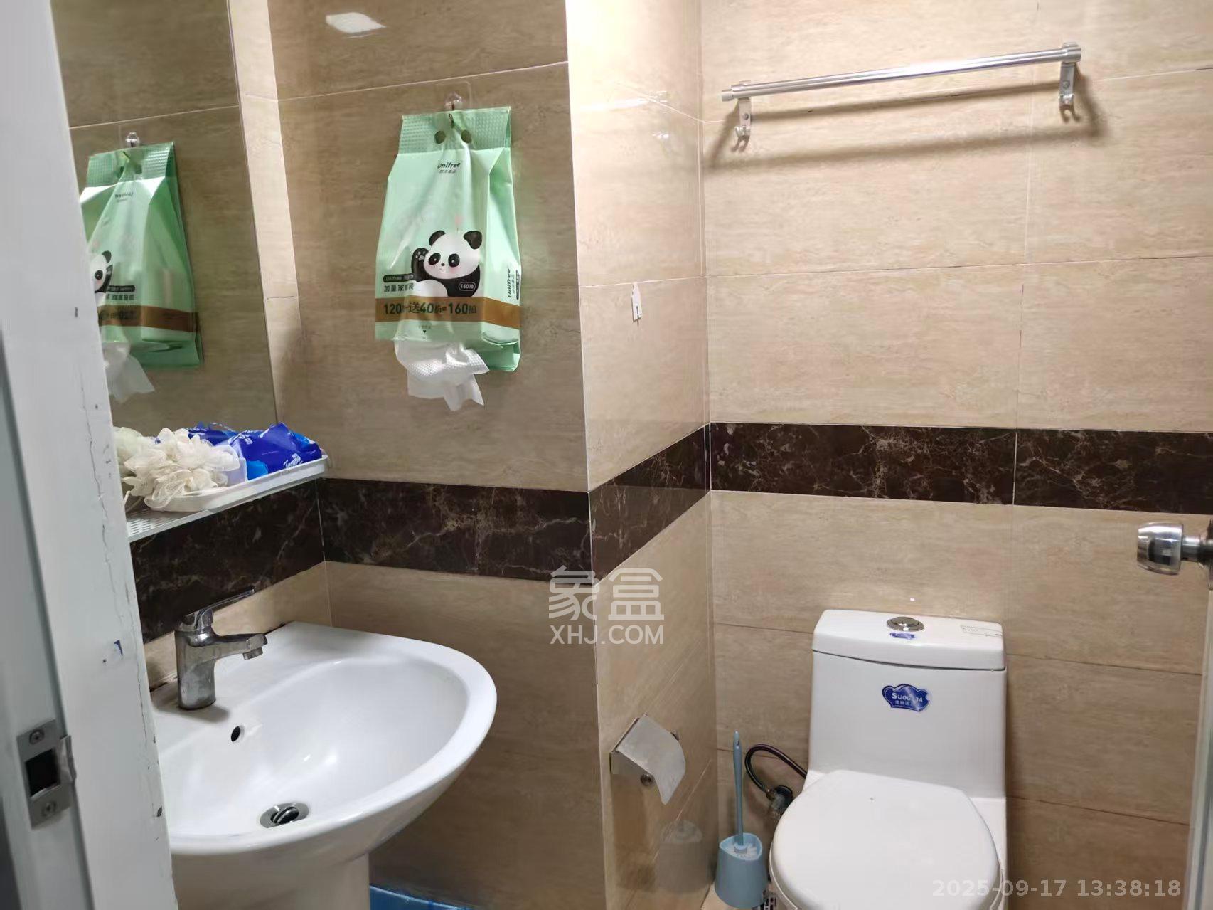 万科白鹭郡 1室1厅1卫 1300.0元/月 万科白鹭郡 1室1厅1卫 1300.0元/月室内图