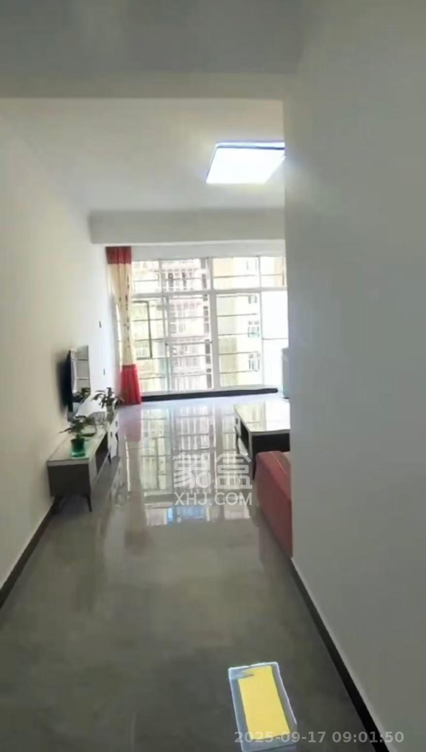 洋湖景园 2室2厅1卫 2400.0元/月 洋湖景园 2室2厅1卫 2400.0元/月室内图