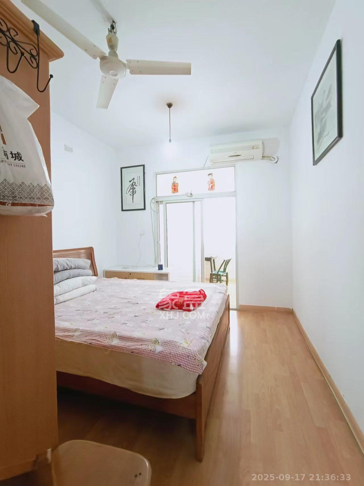 长勘小区  2室1厅1卫    2000.0元/月室内图