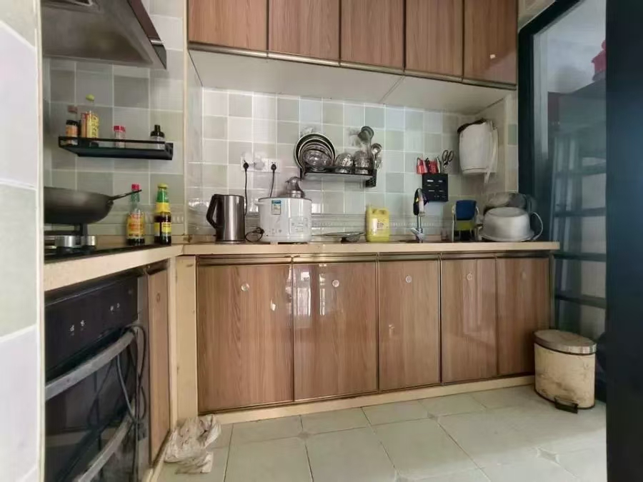 金东花园 4室2厅2卫 112.38万 金东花园 4室2厅2卫 112.38万室内图