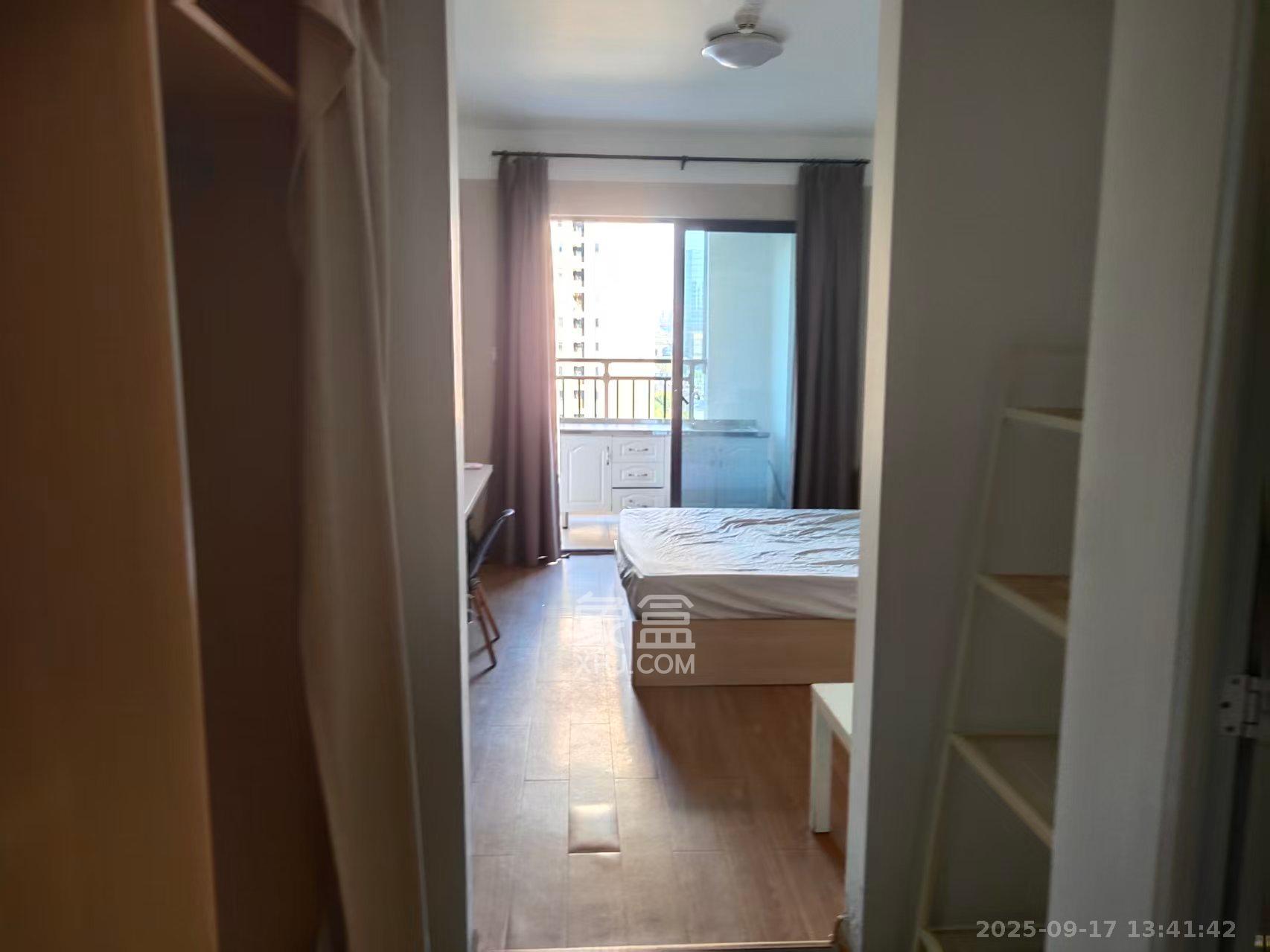 万科白鹭郡 1室1厅1卫 1300.0元/月 万科白鹭郡 1室1厅1卫 1300.0元/月室内图