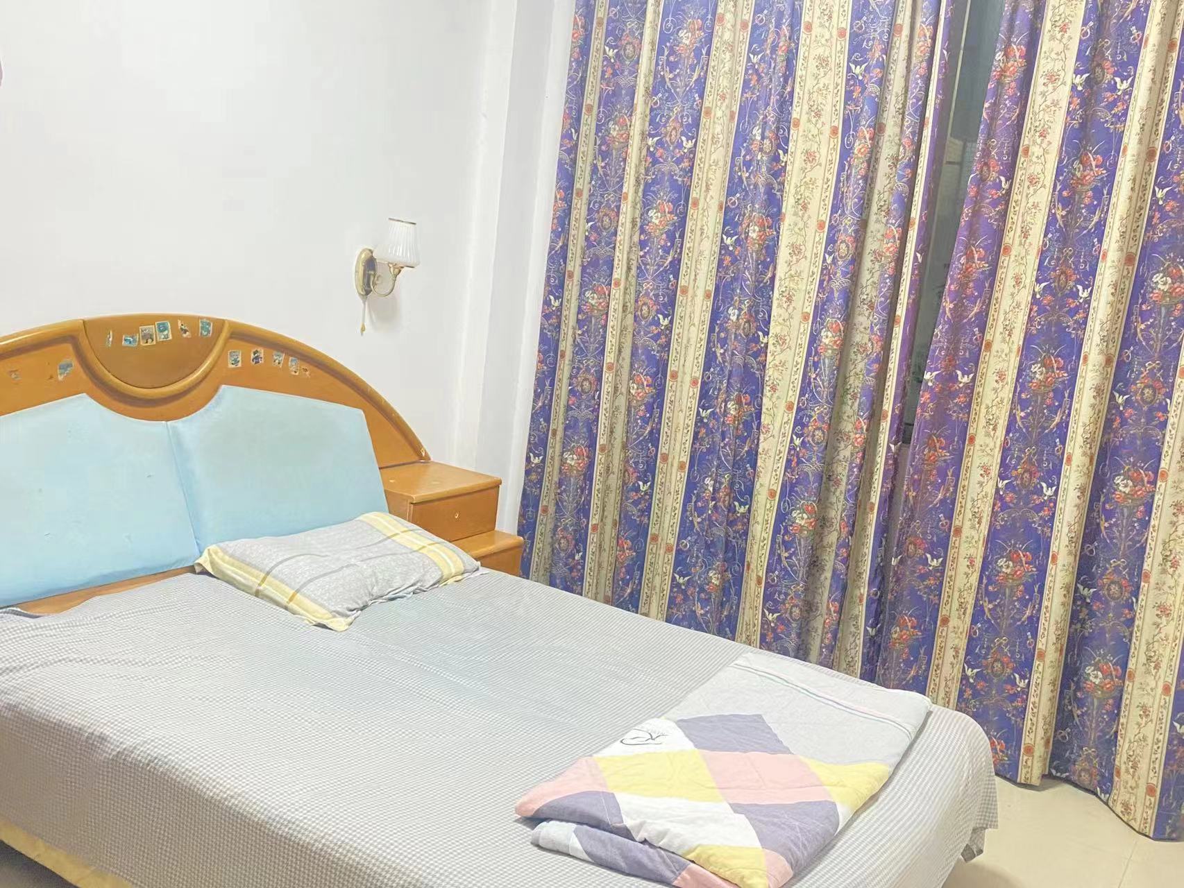 昌茂花园 3室2厅1卫 1800.0元/月 昌茂花园 3室2厅1卫 1800.0元/月室内图