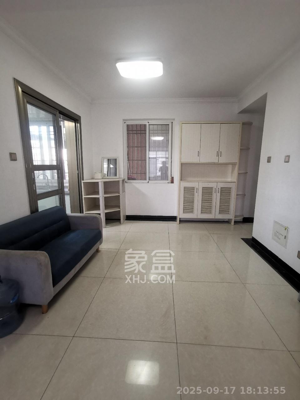 星城新宇黎锦苑 3室2厅1卫 2400.0元/月 星城新宇黎锦苑 3室2厅1卫 2400.0元/月室内图