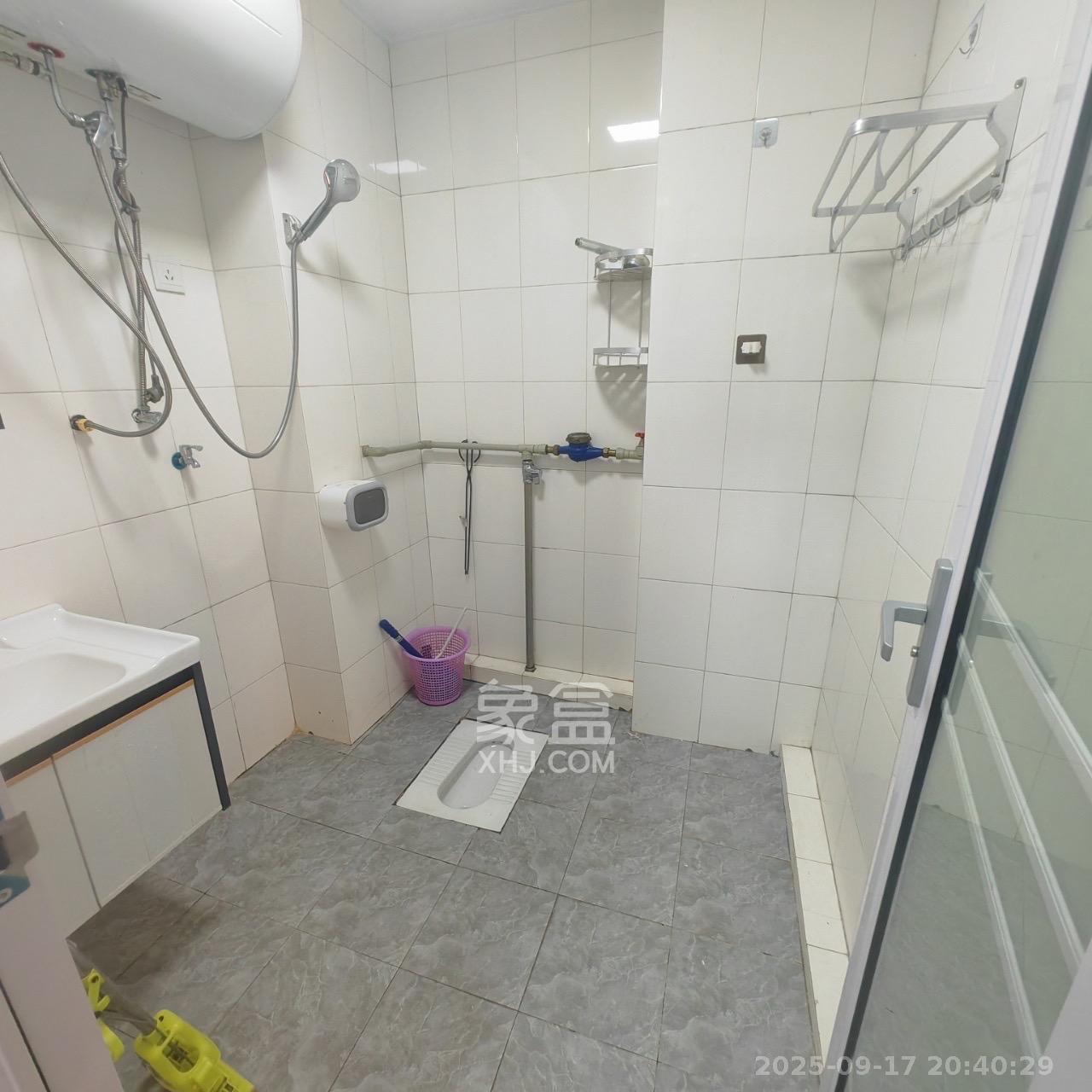 朝阳银座  1室1厅1卫    2200.0元/月室内图