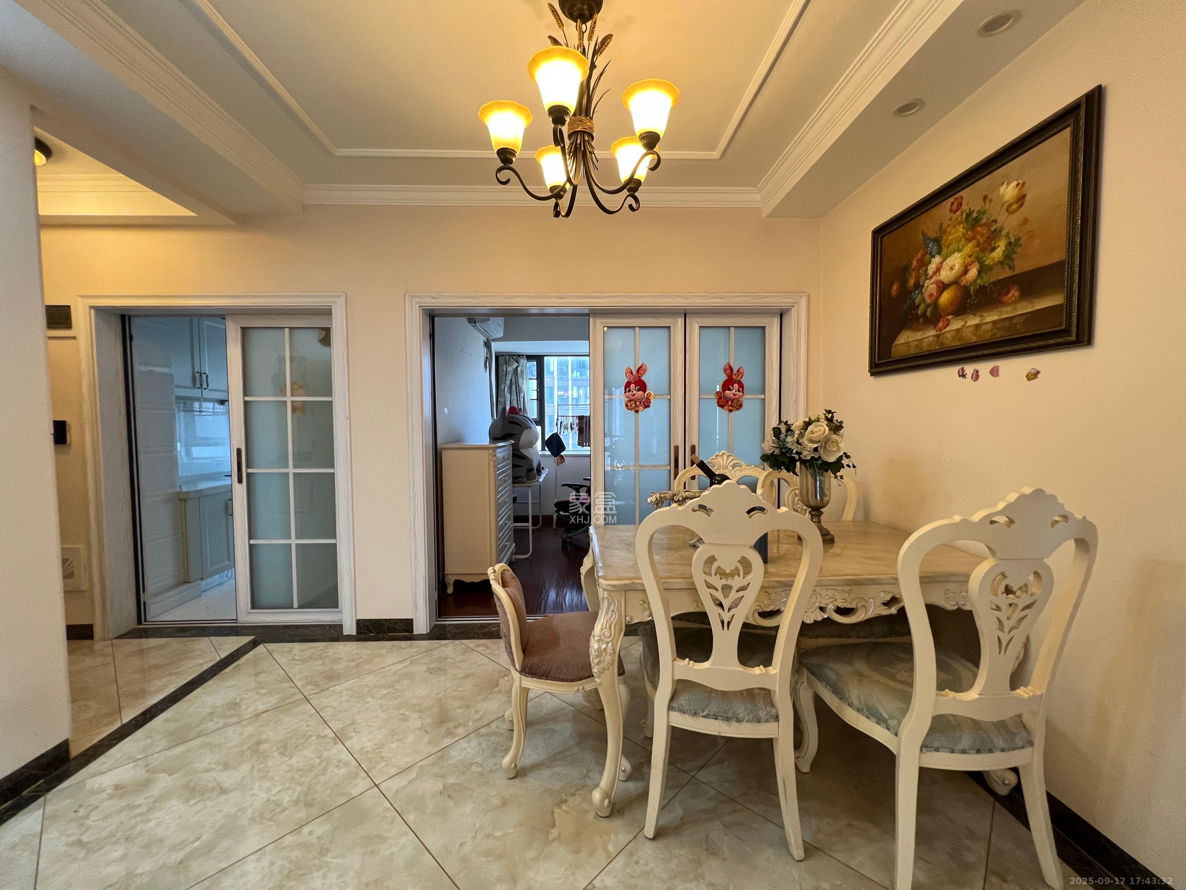 龙湖湘风原著(龙湖湘风星城) 3室2厅2卫 2400.0元/月 龙湖湘风原著(龙湖湘风星城) 3室2厅2卫 2400.0元/月室内图