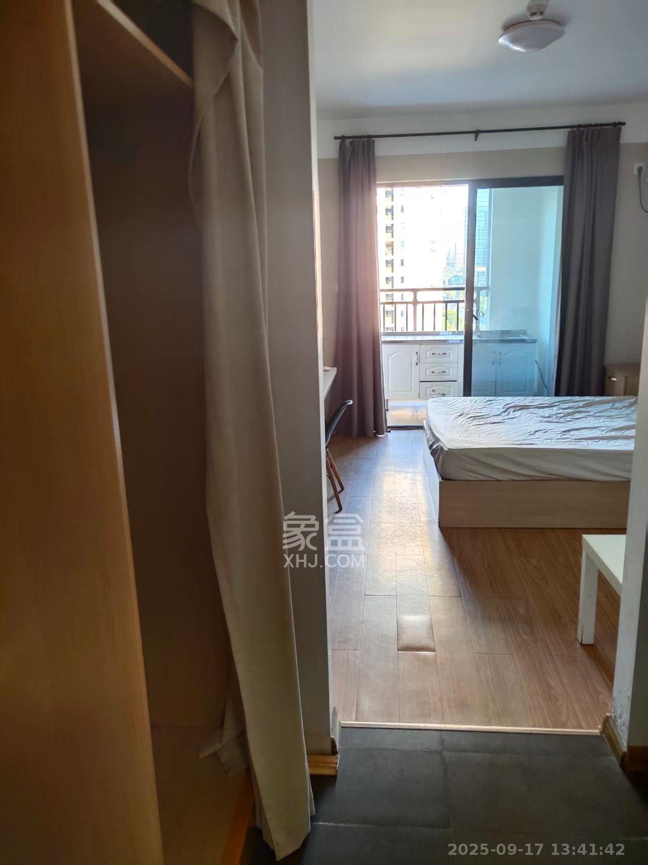 万科白鹭郡 1室1厅1卫 1300.0元/月 万科白鹭郡 1室1厅1卫 1300.0元/月室内图