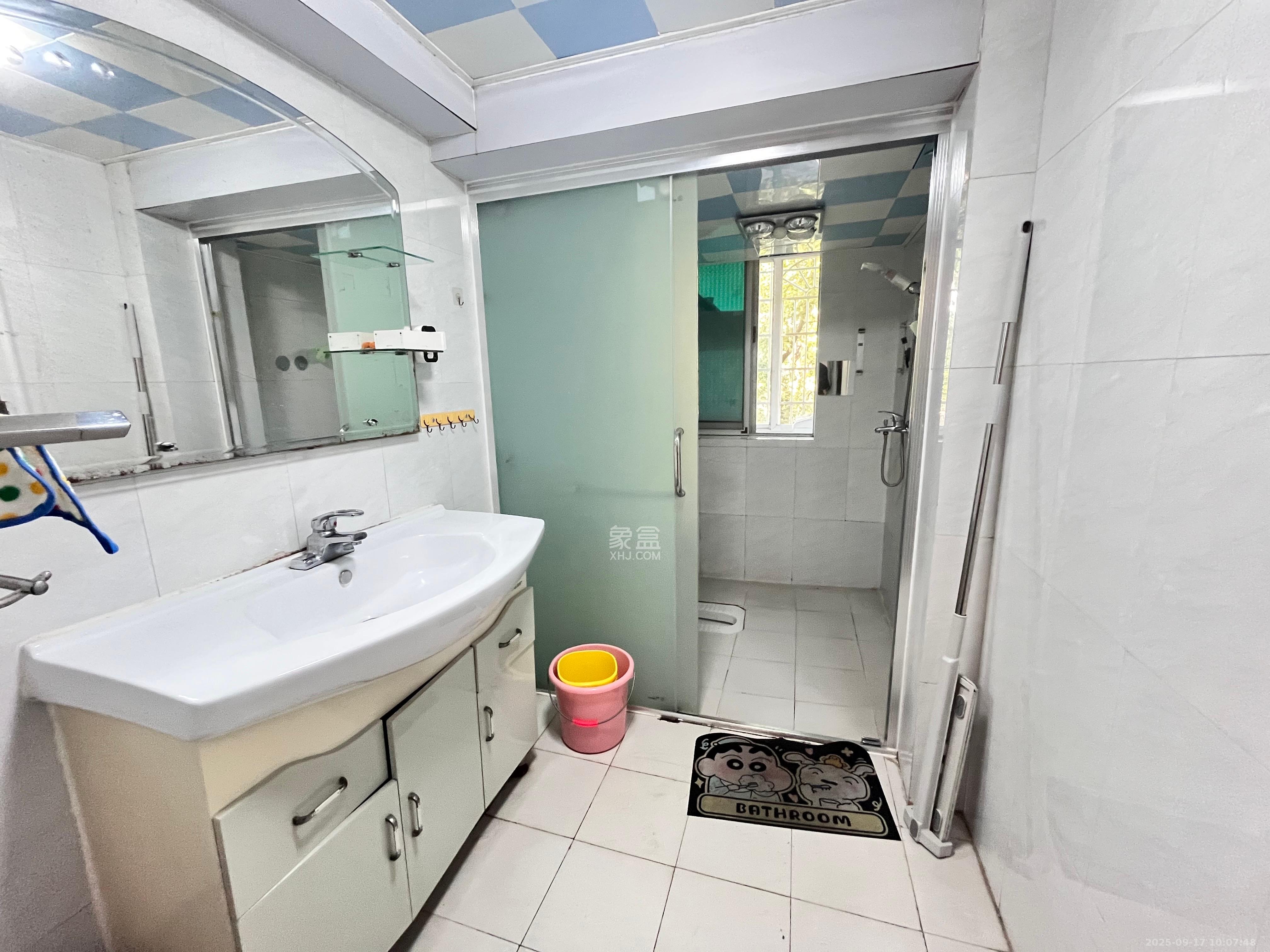 新世纪家园 3室2厅1卫 2800.0元/月 新世纪家园 3室2厅1卫 2800.0元/月室内图