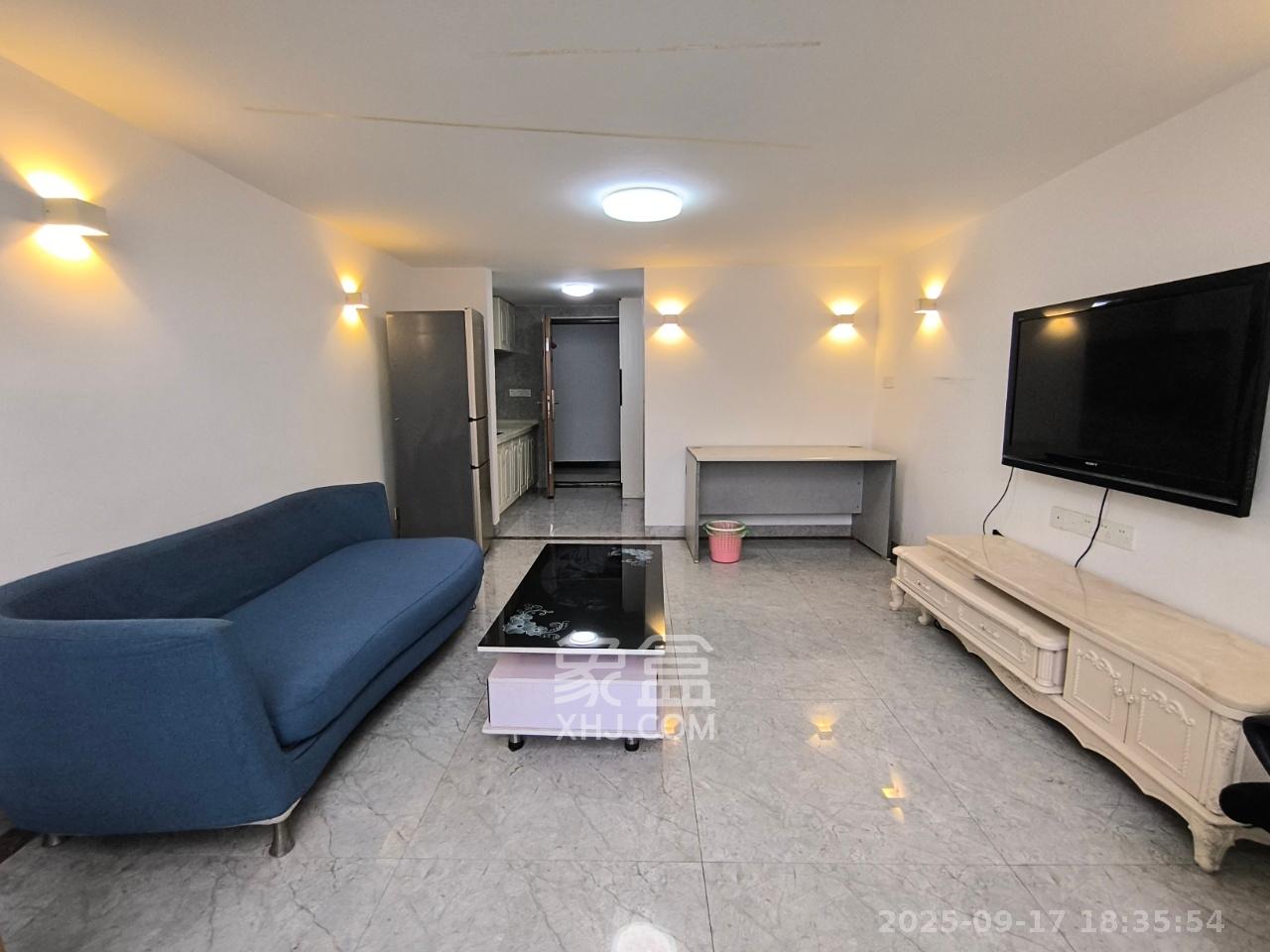 洋湖时代  1室1厅1卫    1300.0元/月 洋湖时代  1室1厅1卫    1300.0元/月室内图