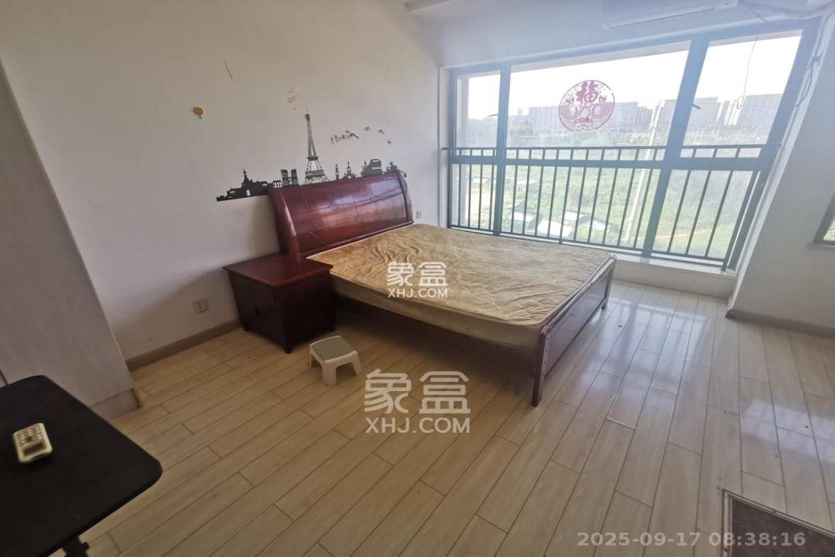 中信文化广场(中信新城二期) 1室1厅1卫 1000.0元/月 中信文化广场(中信新城二期) 1室1厅1卫 1000.0元/月室内图