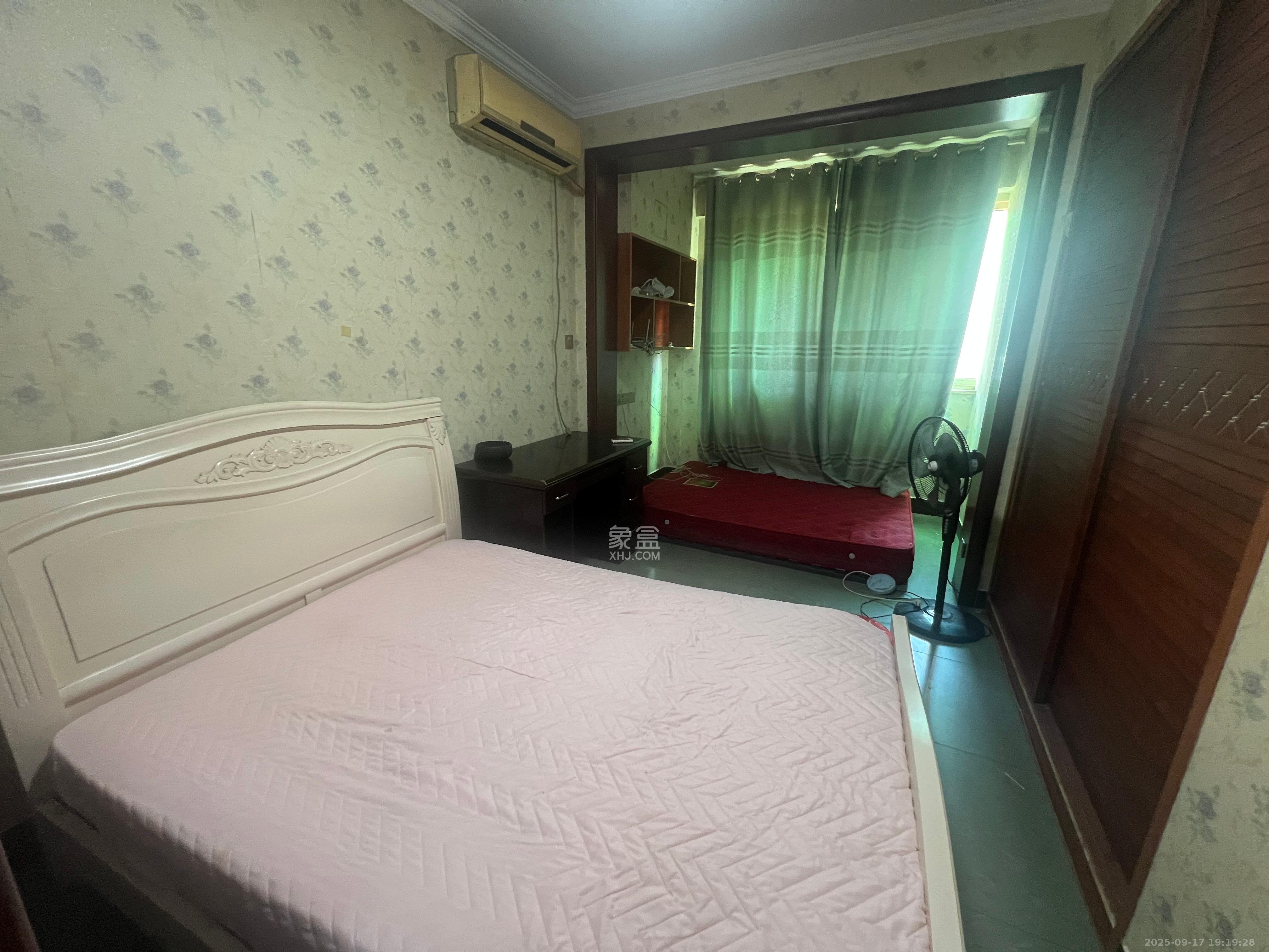 天翔新新家园 2室2厅1卫 1600.0元/月 天翔新新家园 2室2厅1卫 1600.0元/月室内图