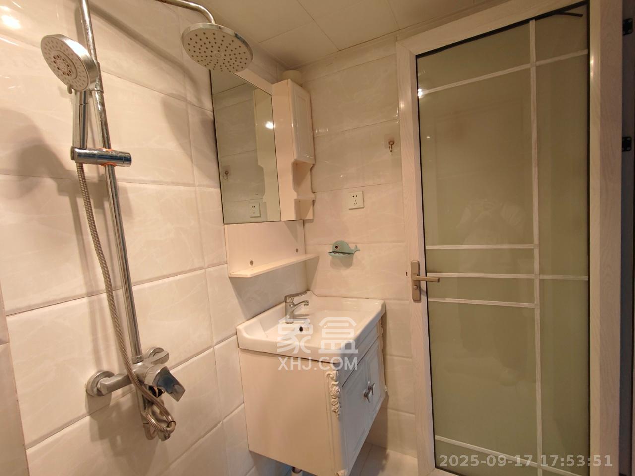 武广美誉 2室2厅1卫 1800.0元/月 武广美誉 2室2厅1卫 1800.0元/月室内图