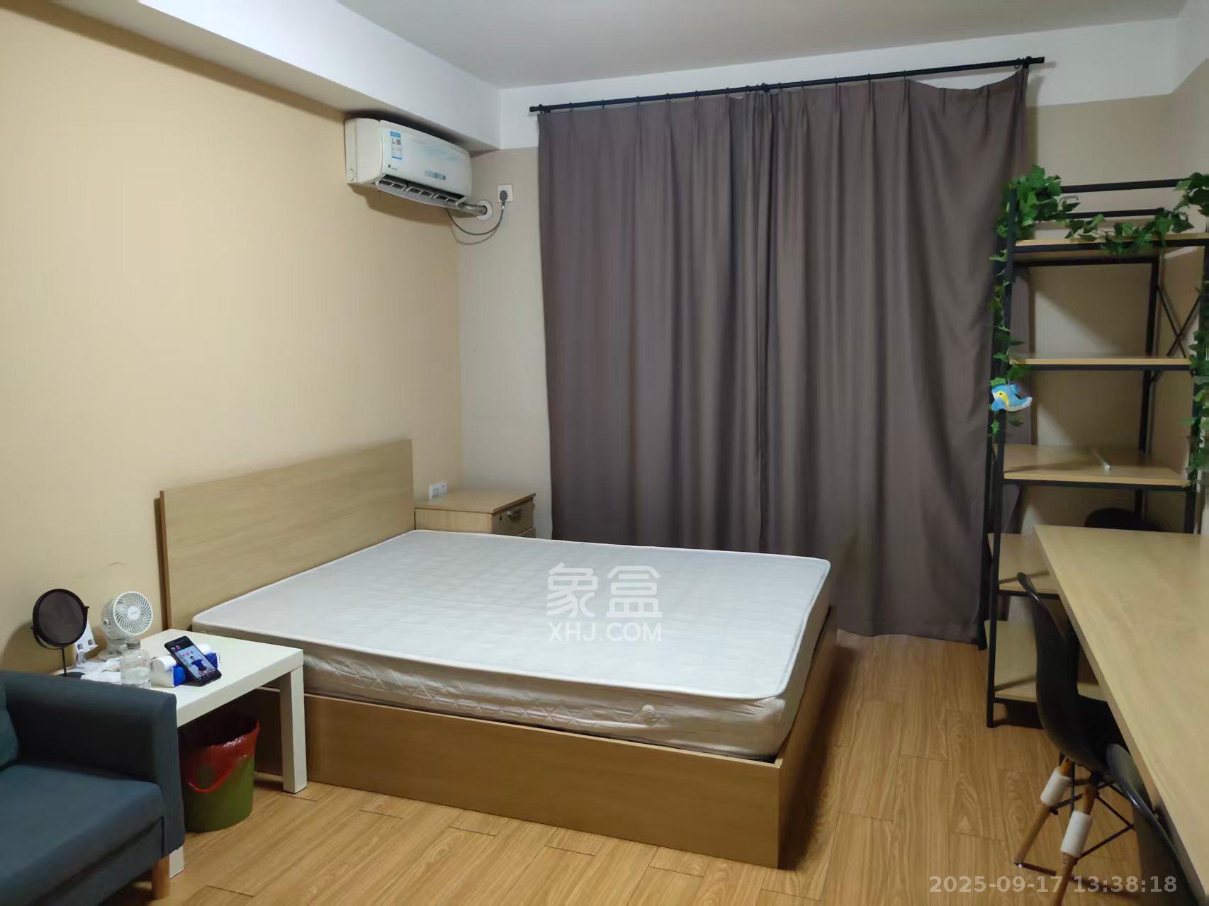 万科白鹭郡 1室1厅1卫 1300.0元/月 万科白鹭郡 1室1厅1卫 1300.0元/月室内图