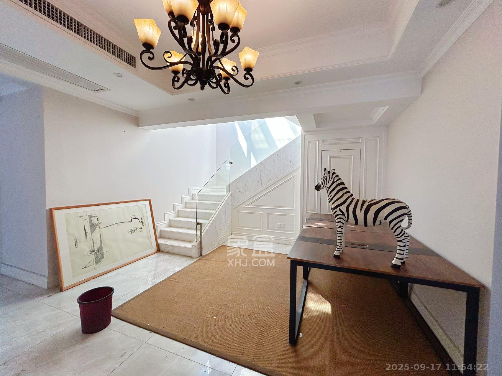 北辰定江洋 5室2厅3卫 23000.0元/月 北辰定江洋 5室2厅3卫 23000.0元/月室内图