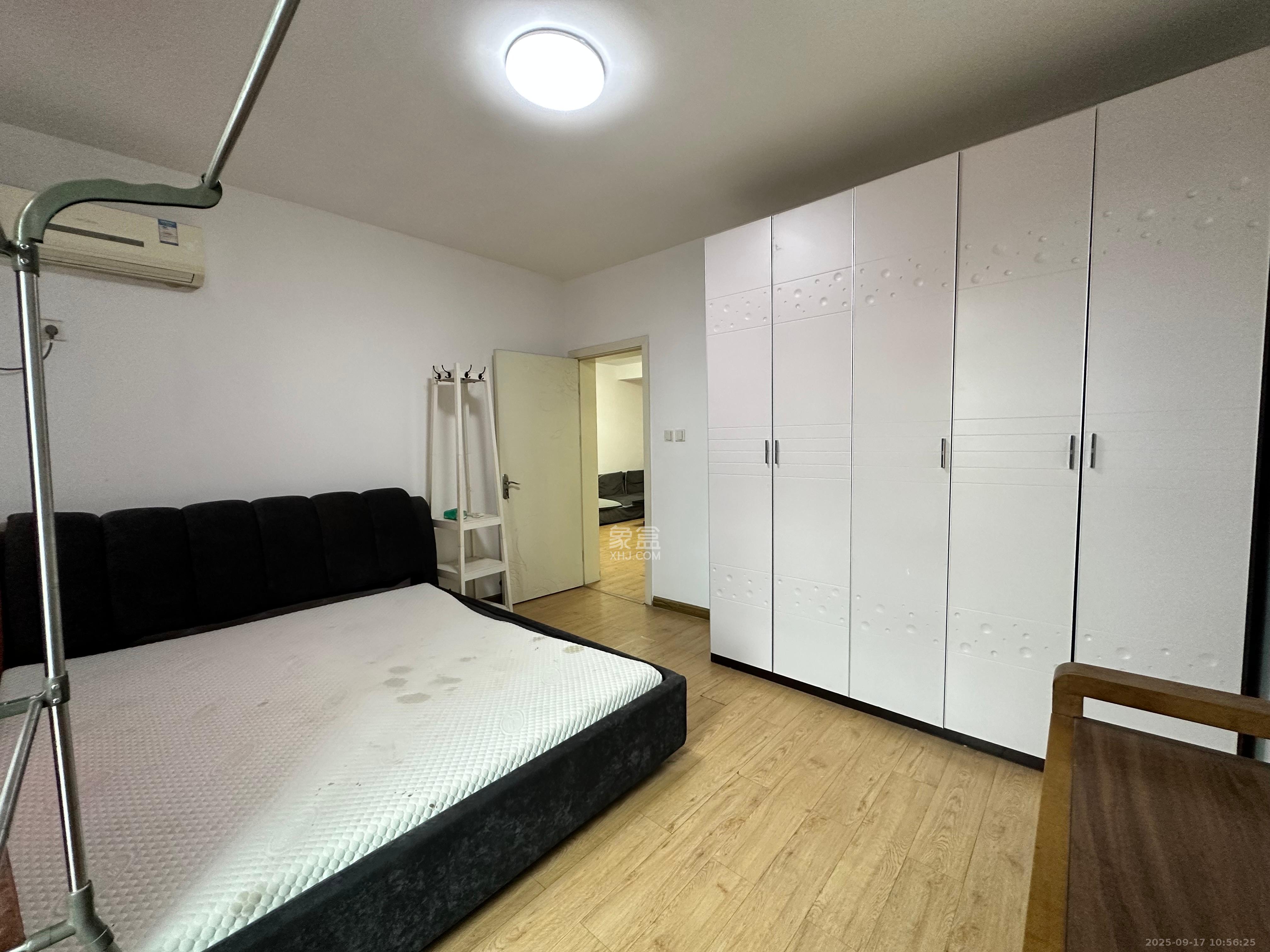 湘府9号 2室1厅1卫 2000.0元/月 湘府9号 2室1厅1卫 2000.0元/月室内图