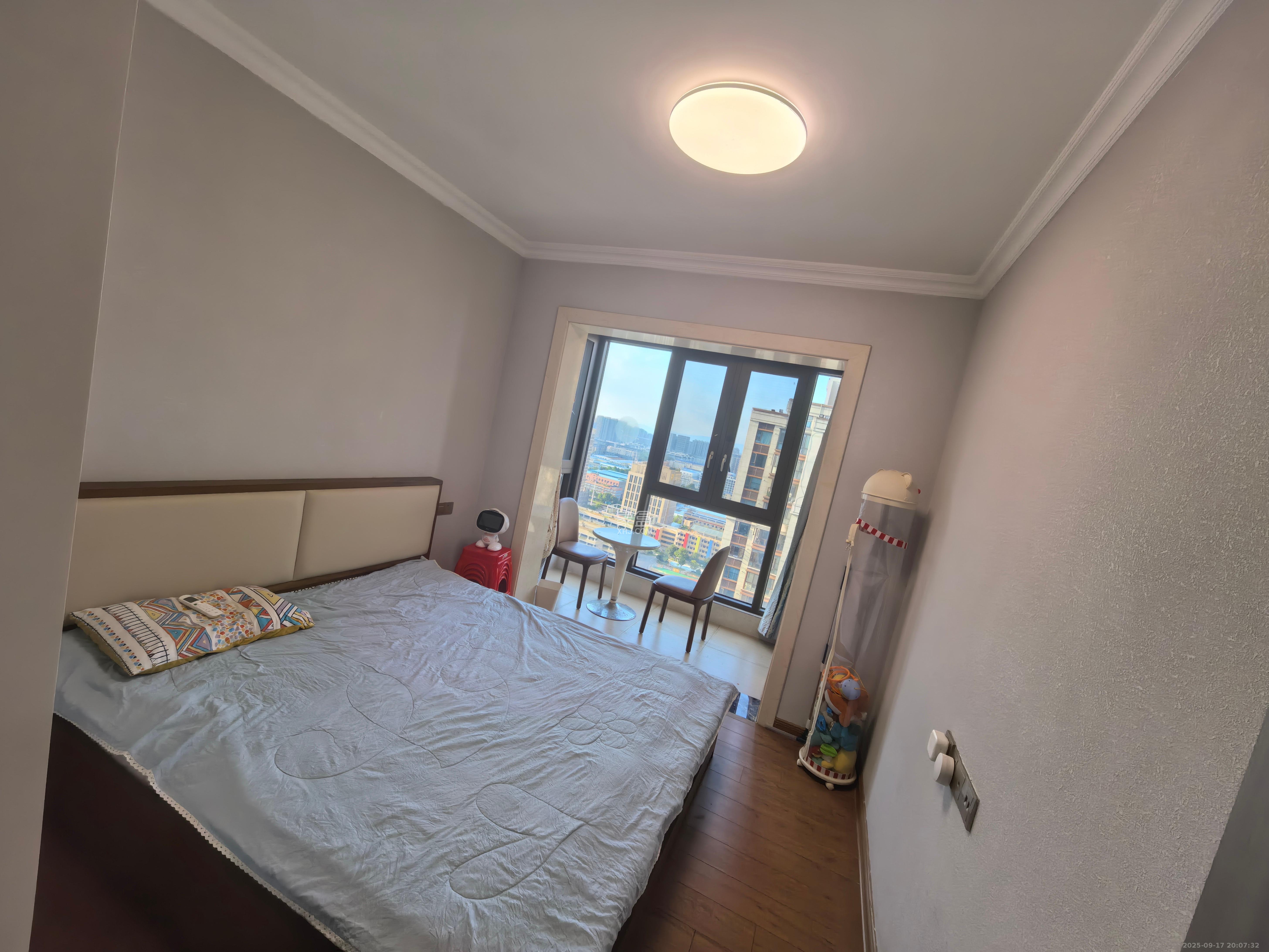 碧桂园星城首府 4室2厅2卫 3500.0元/月 碧桂园星城首府 4室2厅2卫 3500.0元/月室内图