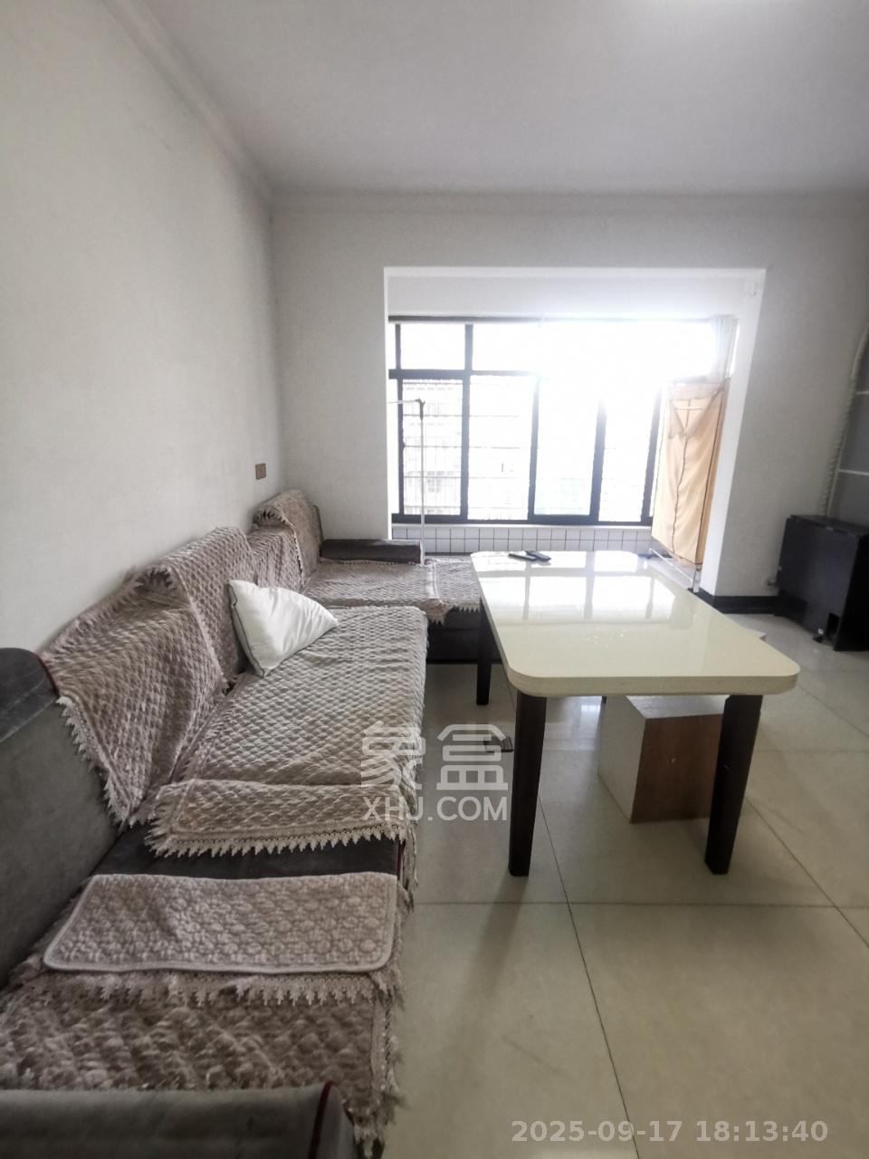 星城新宇黎锦苑  3室2厅1卫    2400.0元/月室内图