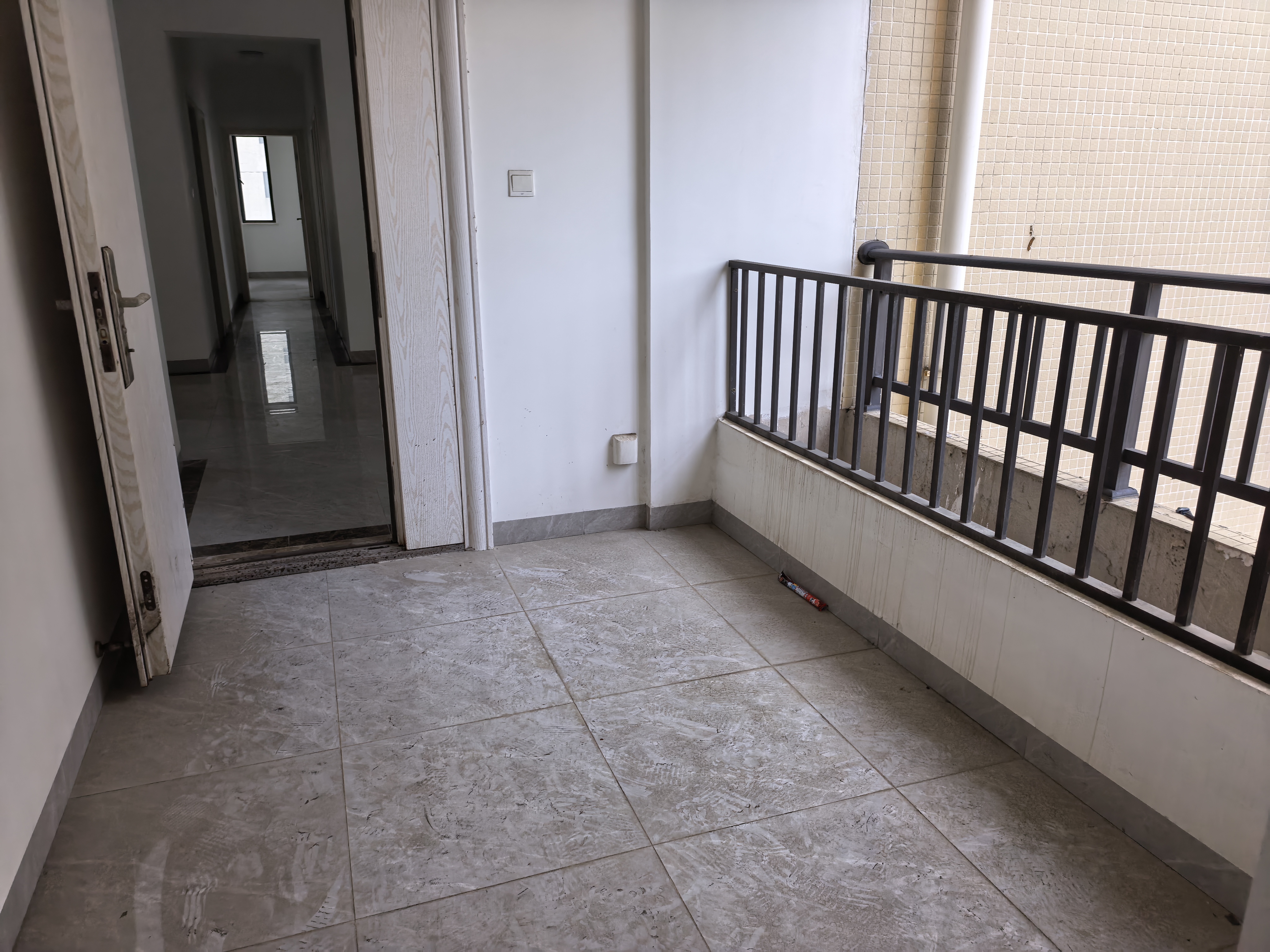 和风家园二期碧海居  4室2厅2卫    3800.0元/月室内图