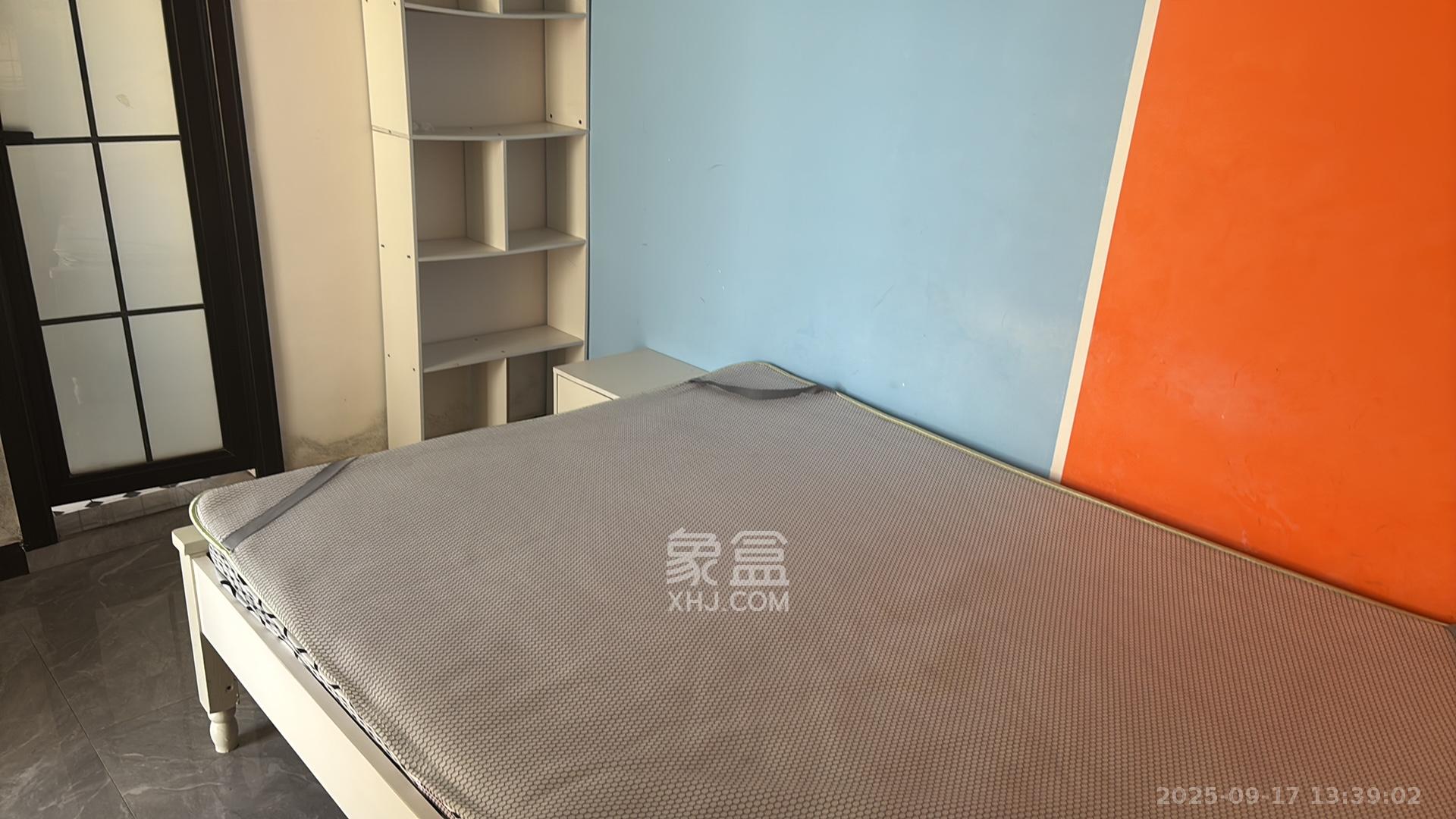 深业睿城  1室2厅1卫    1180.0元/月室内图