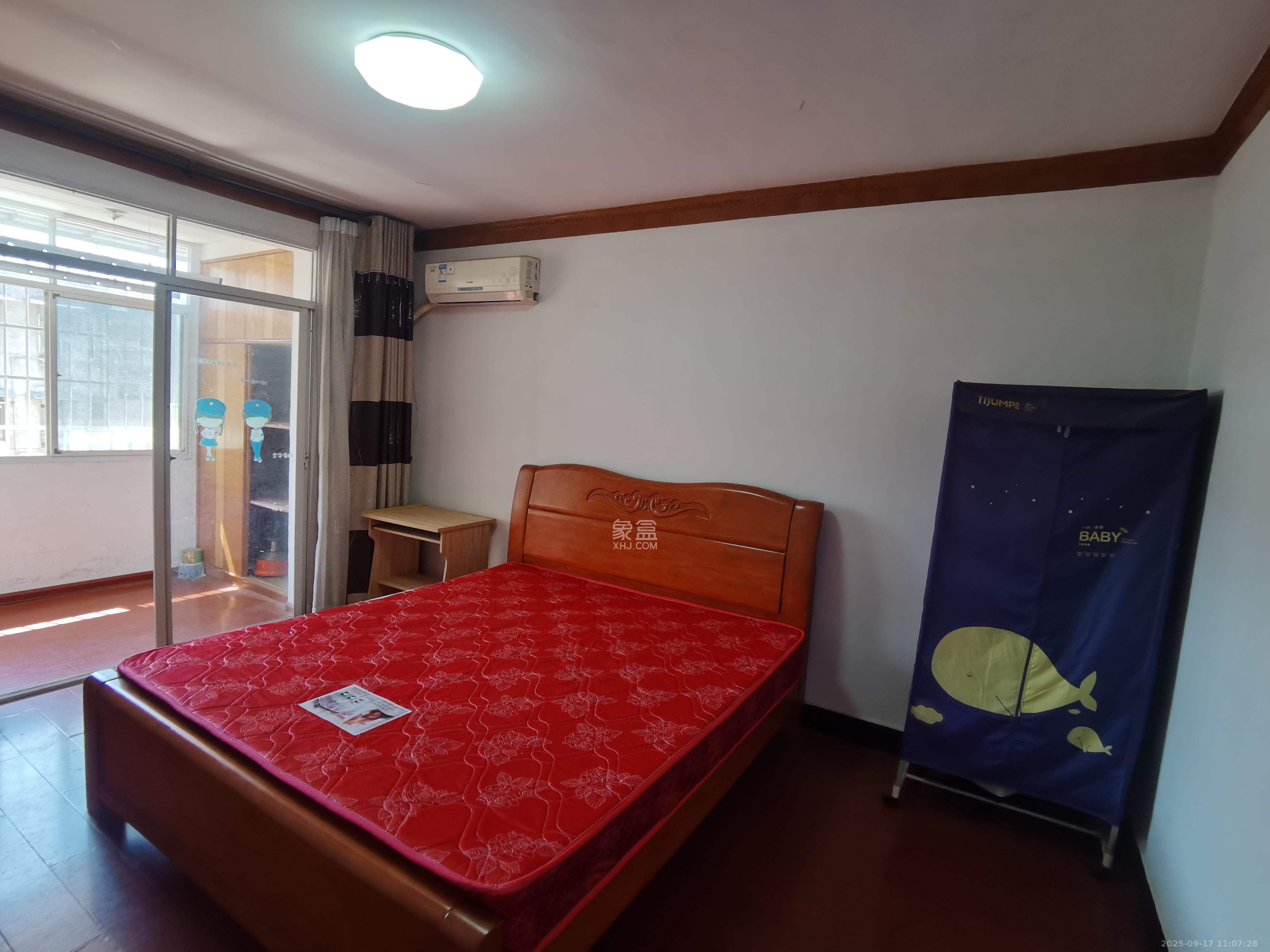 桔园小区1-8片 3室1厅1卫 1500.0元/月 桔园小区1-8片 3室1厅1卫 1500.0元/月室内图