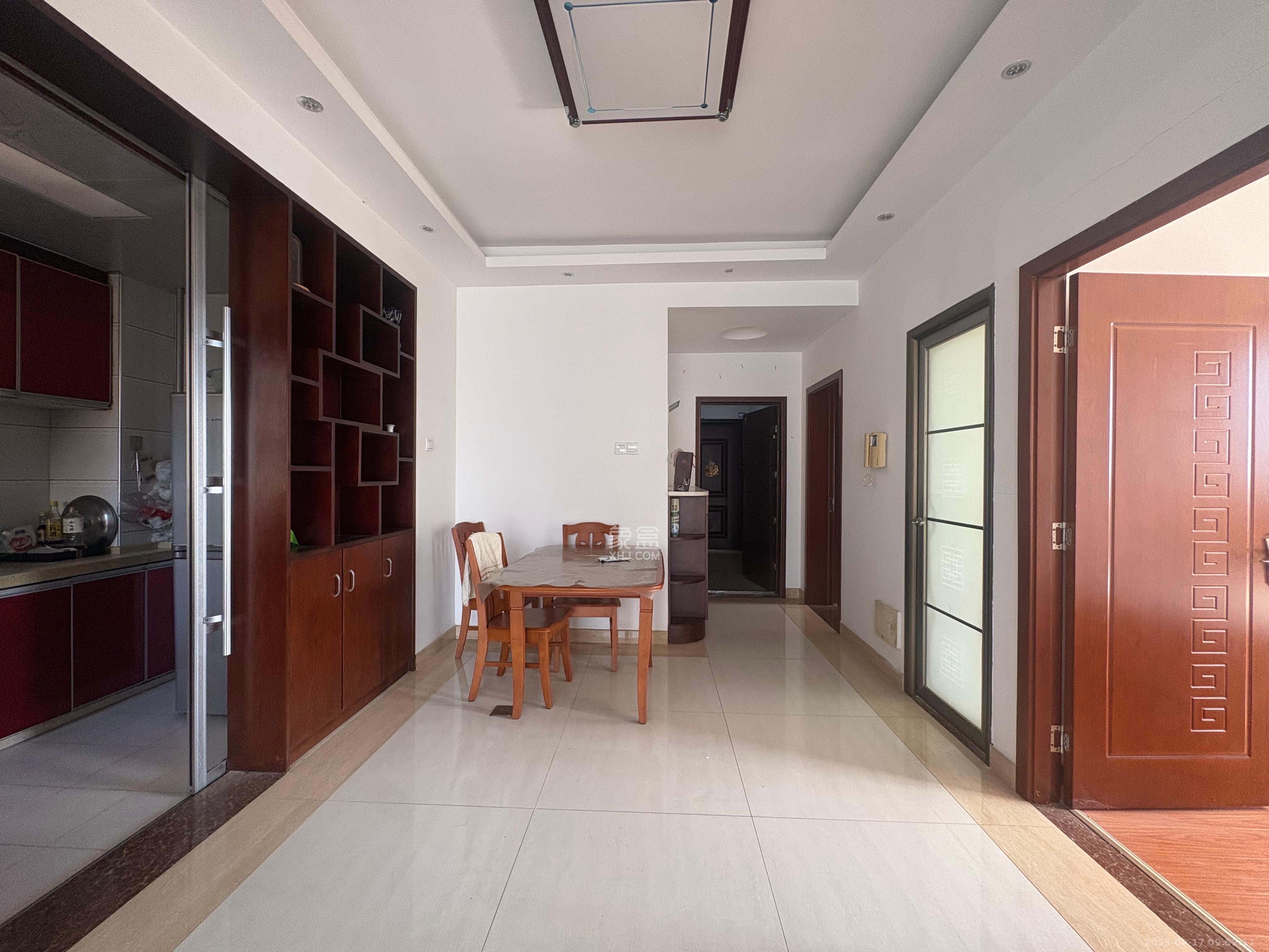 楚天世纪城东苑 3室2厅1卫 1600.00元/月 楚天世纪城东苑 3室2厅1卫 1600.00元/月室内图