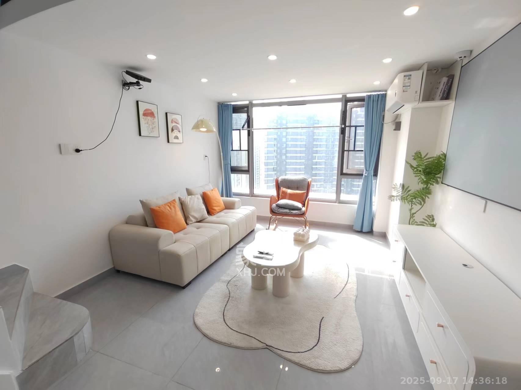 保利天禧EF区  2室2厅1卫    2600.0元/月 保利天禧EF区  2室2厅1卫    2600.0元/月