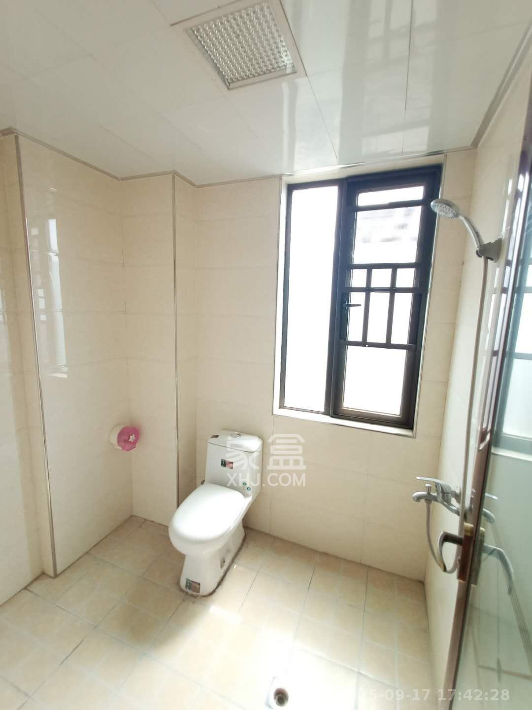 南枫时光  4室2厅2卫    3200.0元/月室内图