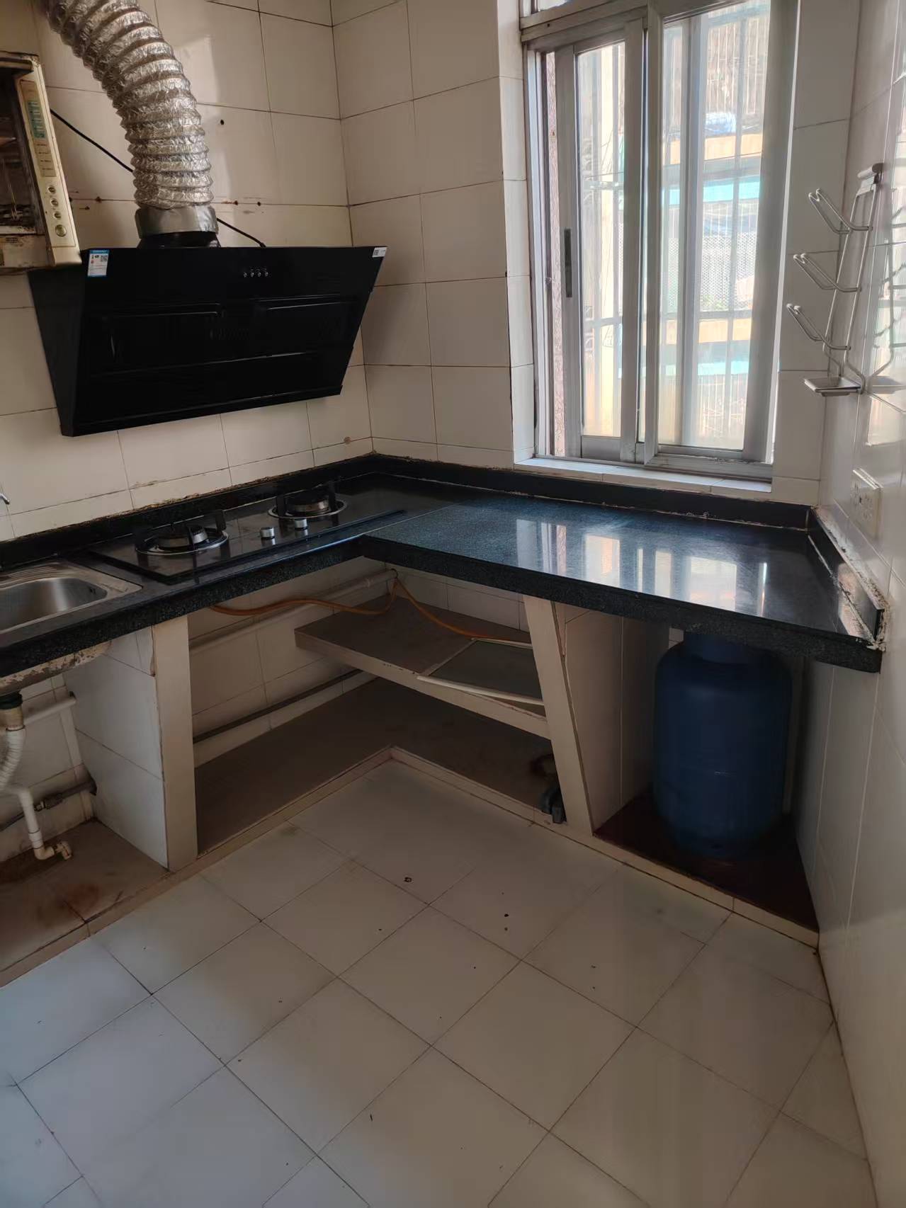 天福新村  3室2厅1卫    1700.0元/月室内图