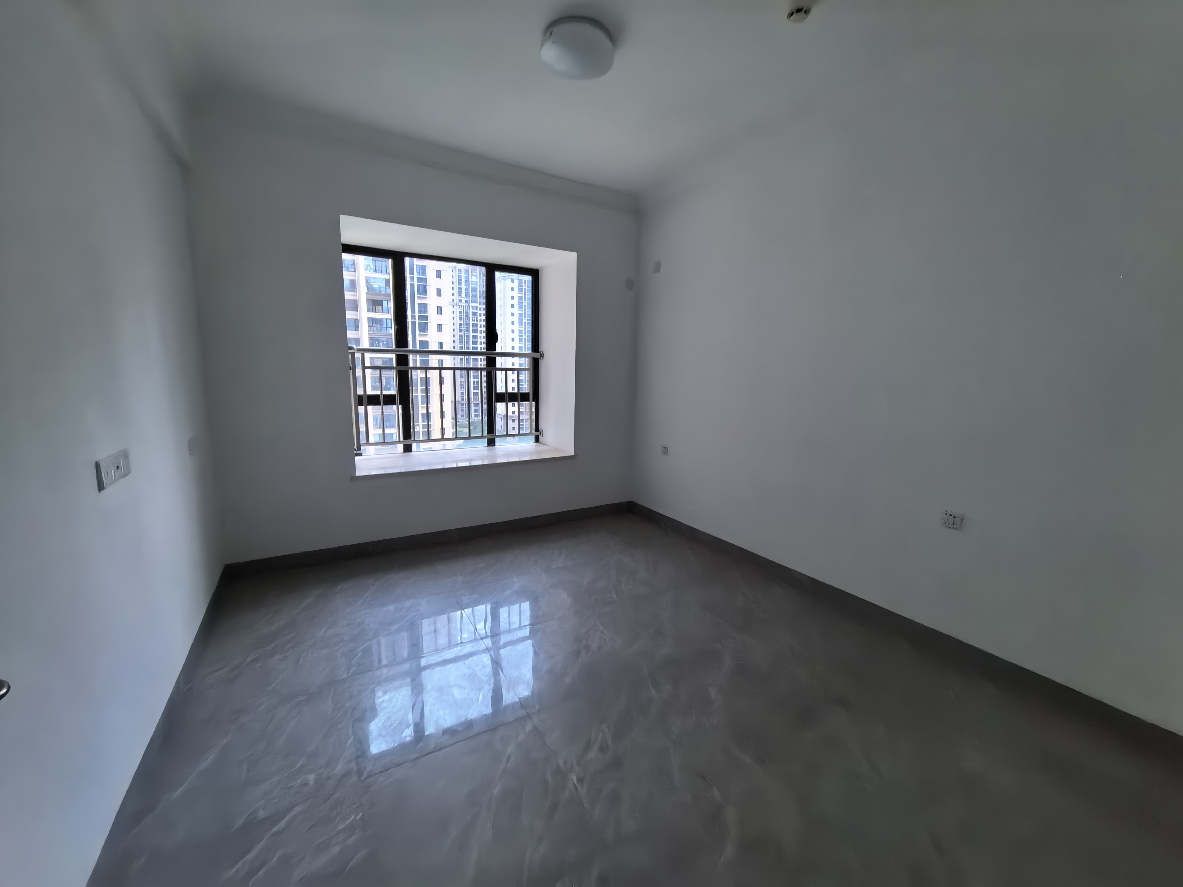 和风家园二期碧海居 4室2厅2卫 3800.0元/月 和风家园二期碧海居 4室2厅2卫 3800.0元/月室内图