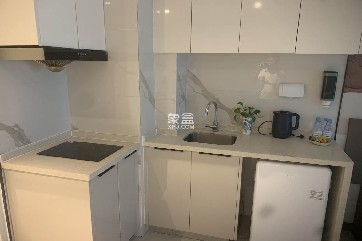 龙湖光年 1室0厅0卫 2500.0元/月 龙湖光年 1室0厅0卫 2500.0元/月室内图