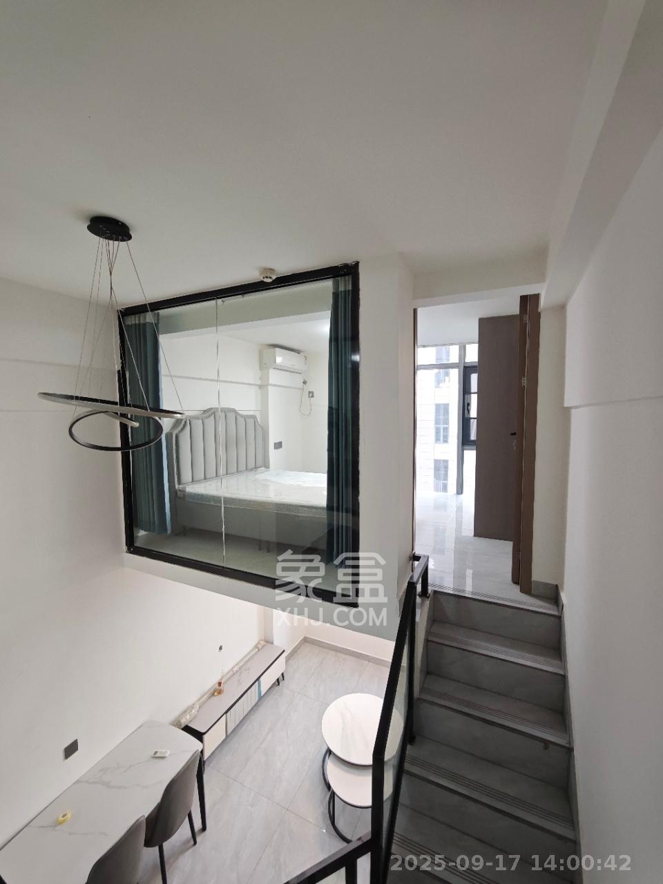 紫鑫中央广场（高铁新城）  2室2厅1卫    1600.0元/月室内图