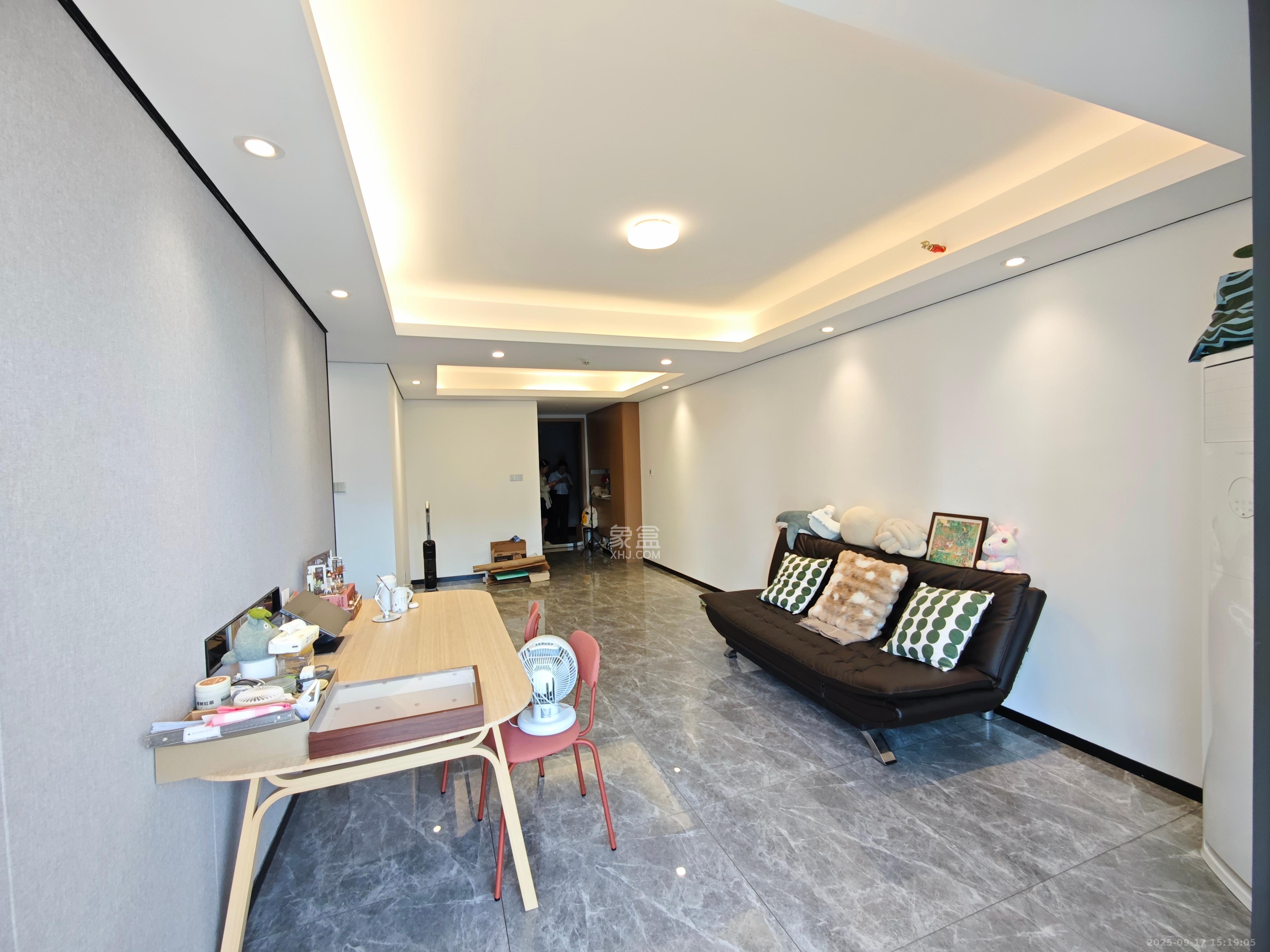 中国铁建湘语梅溪  3室2厅2卫    3000.0元/月室内图