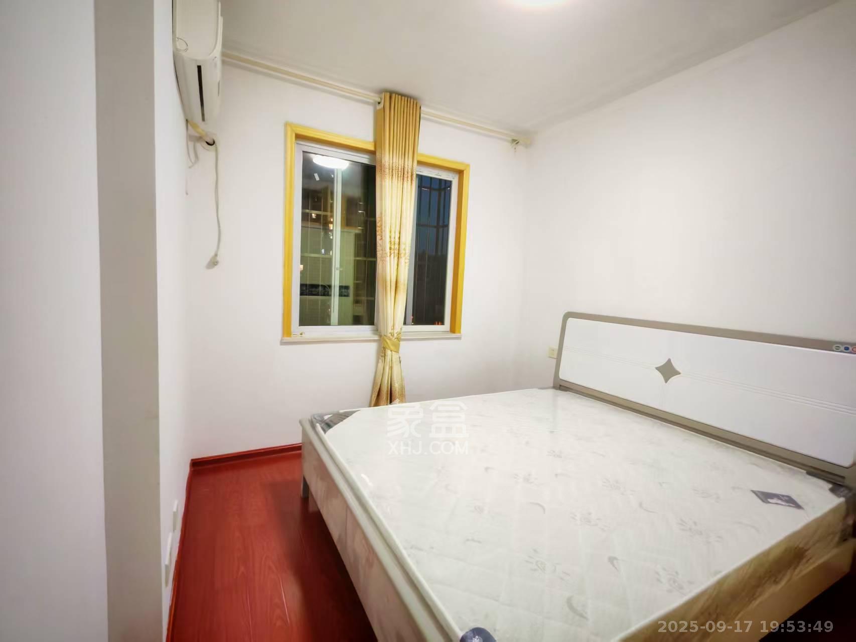 和沁园  2室1厅1卫    1800.0元/月室内图