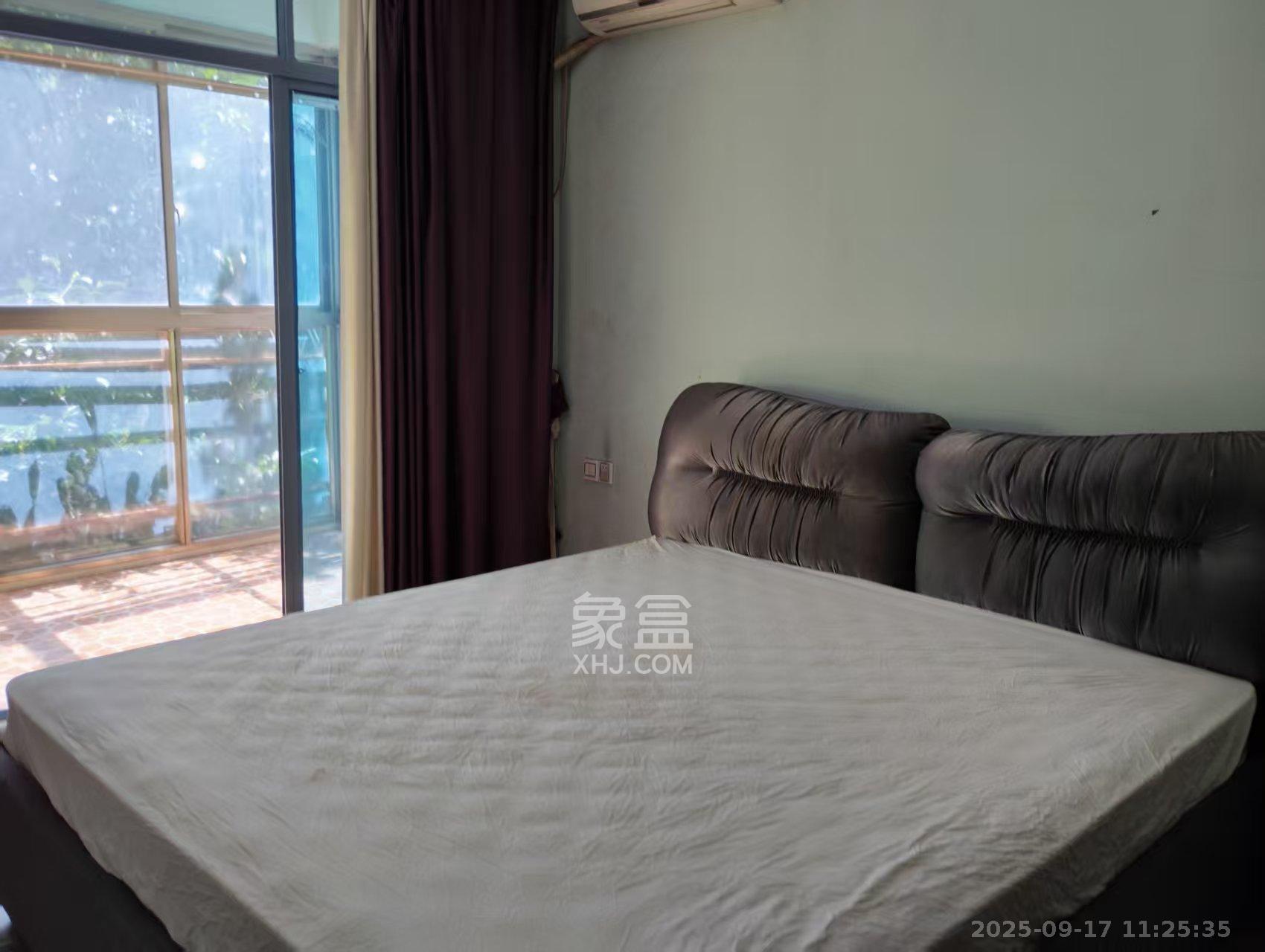 书香名邸  3室2厅2卫    3000.0元/月室内图